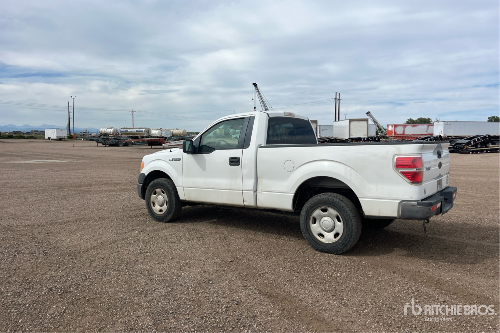 General Appearance with Picture, Left Rear Corner