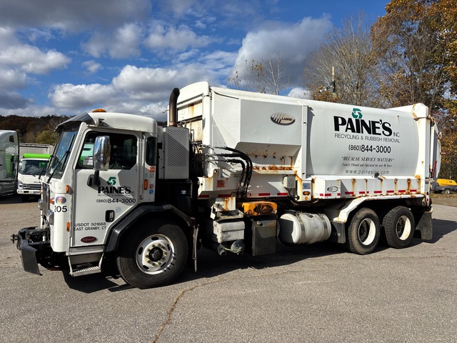 2014 Peterbilt 320 6x4 Side Loader Waste Collection Truck