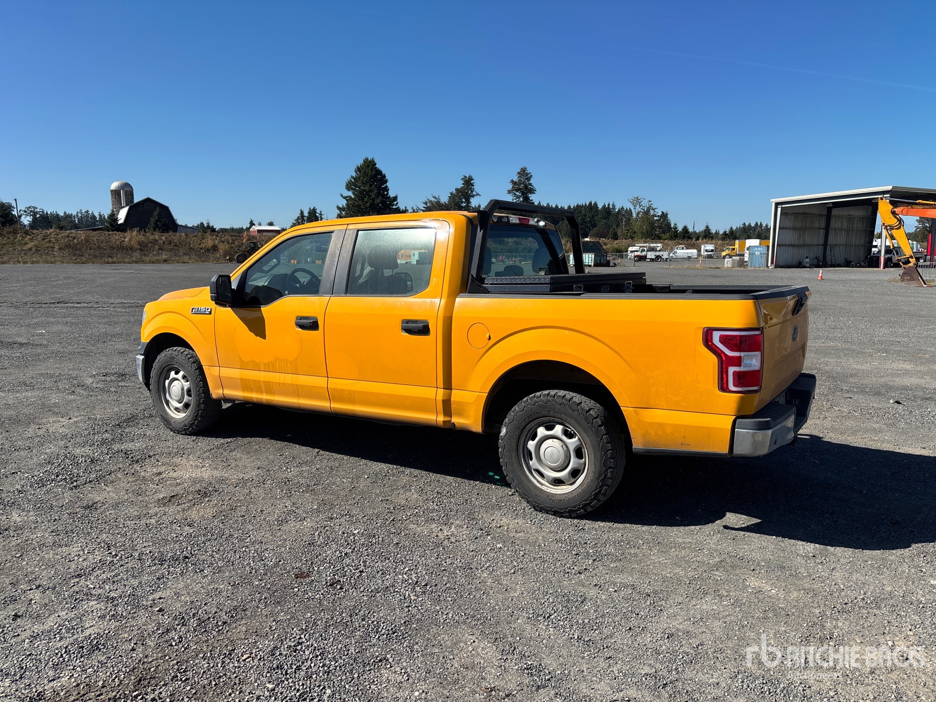 General Appearance with Picture, Left Rear Corner