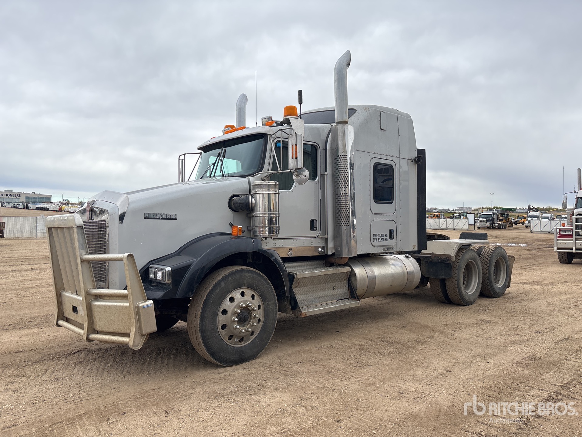 CAMIóN CAMAROTE 2016 KENWORTH