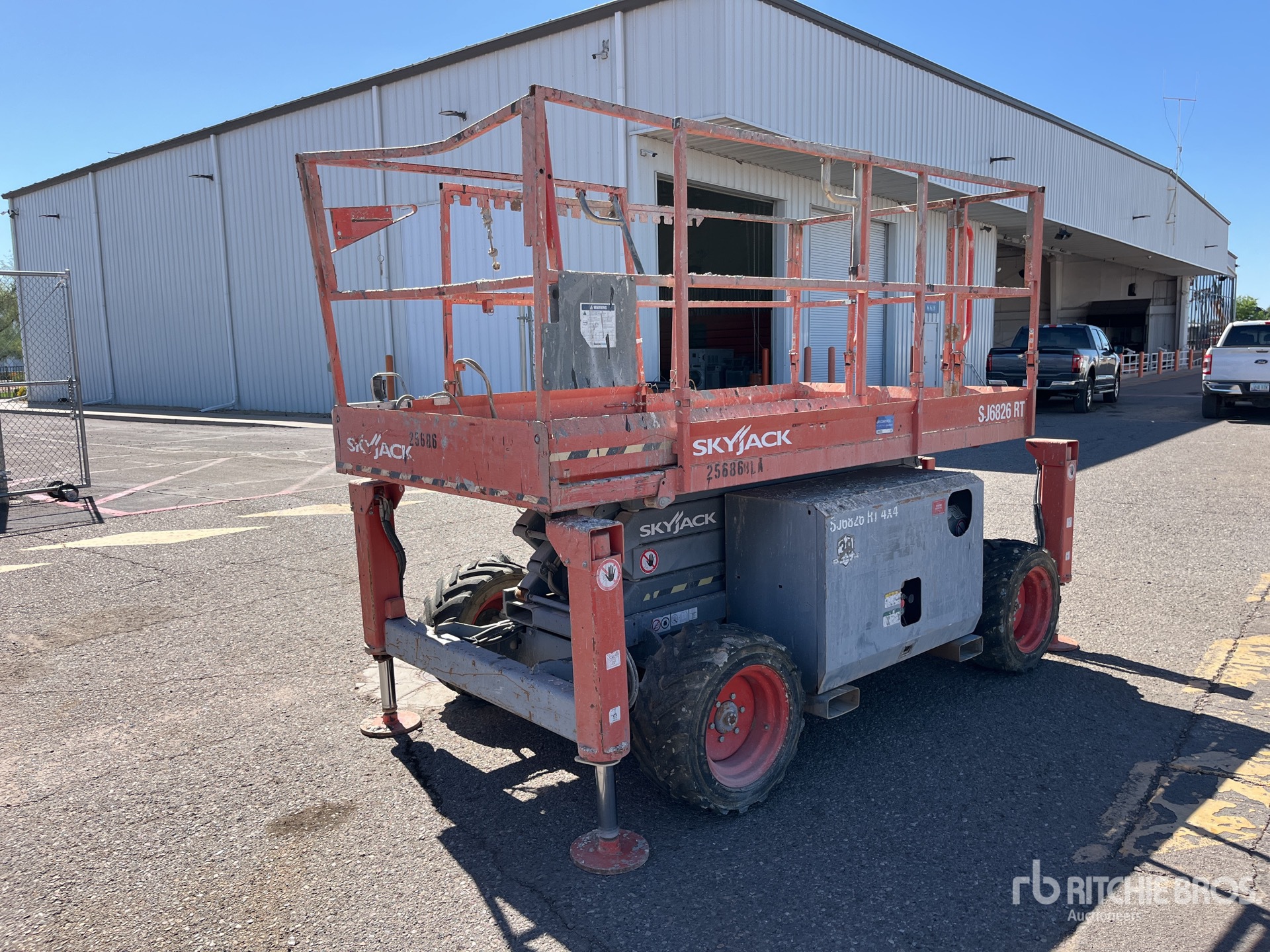 General Appearance with Picture, Right Rear Corner
