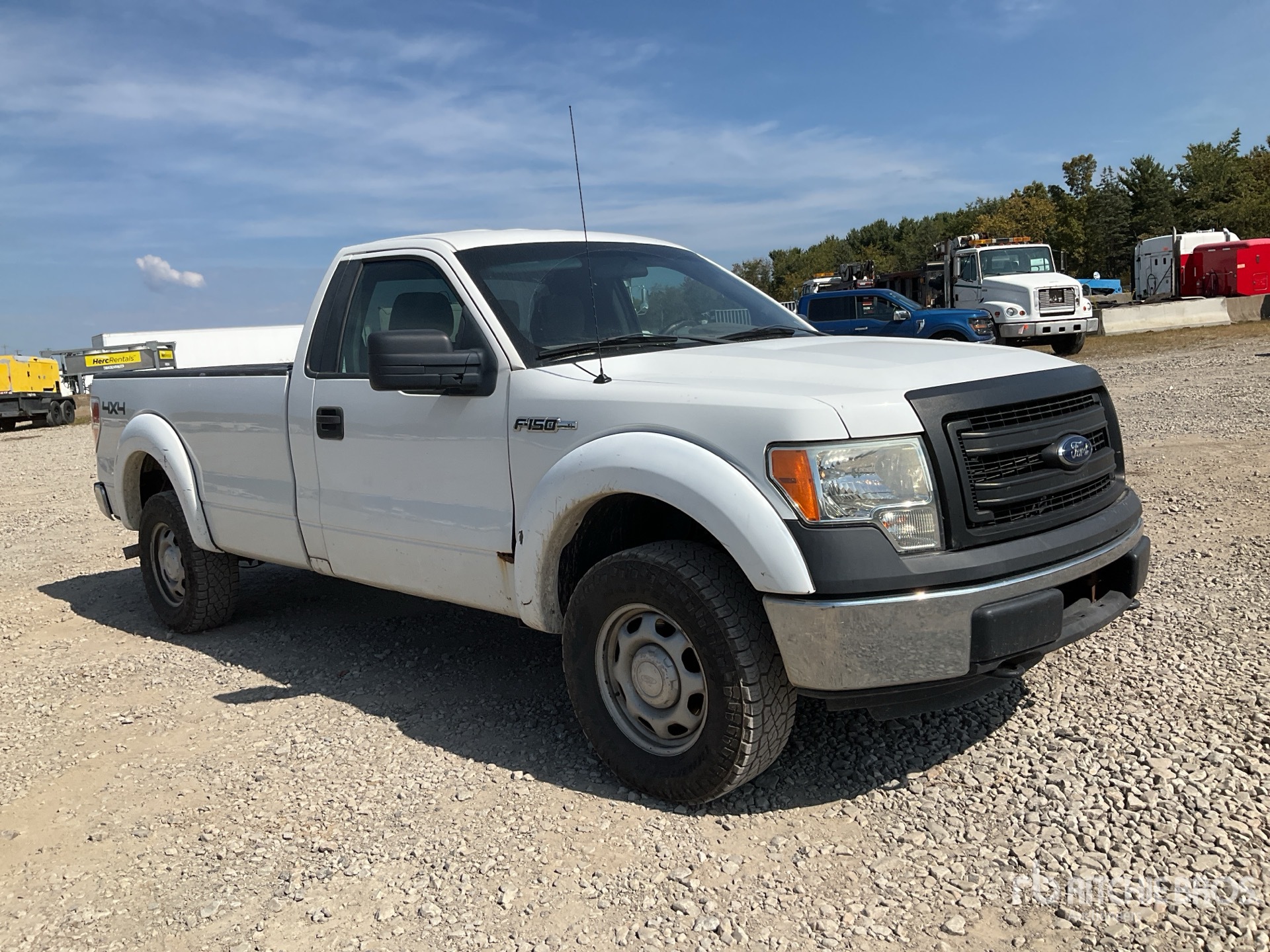 General Appearance with Picture, Right Front Corner