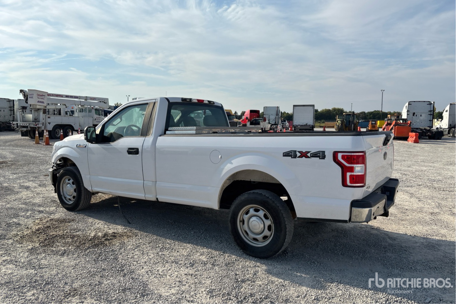 General Appearance with Picture, Left Rear Corner