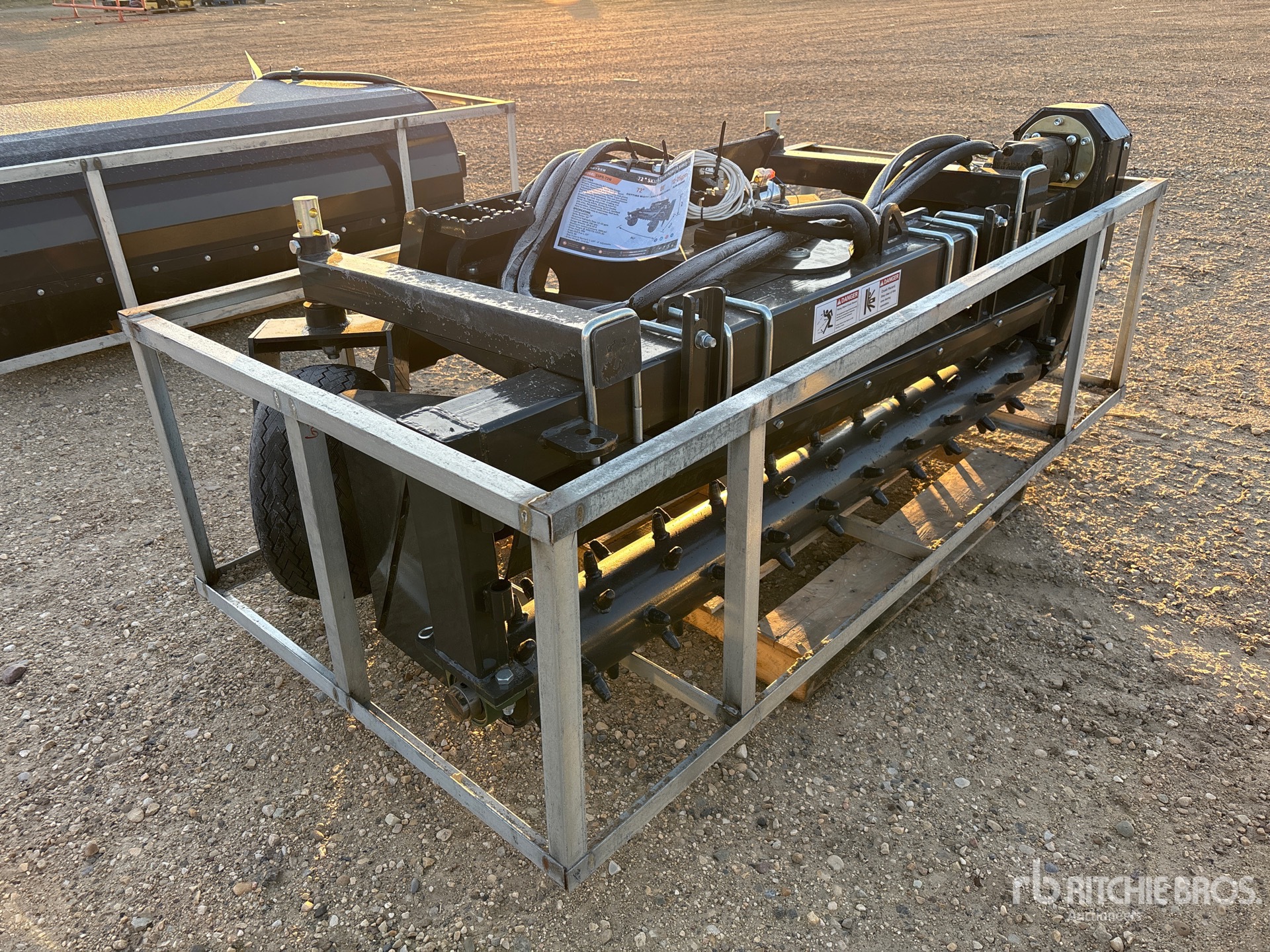 General Appearance with Picture, Right Front Corner