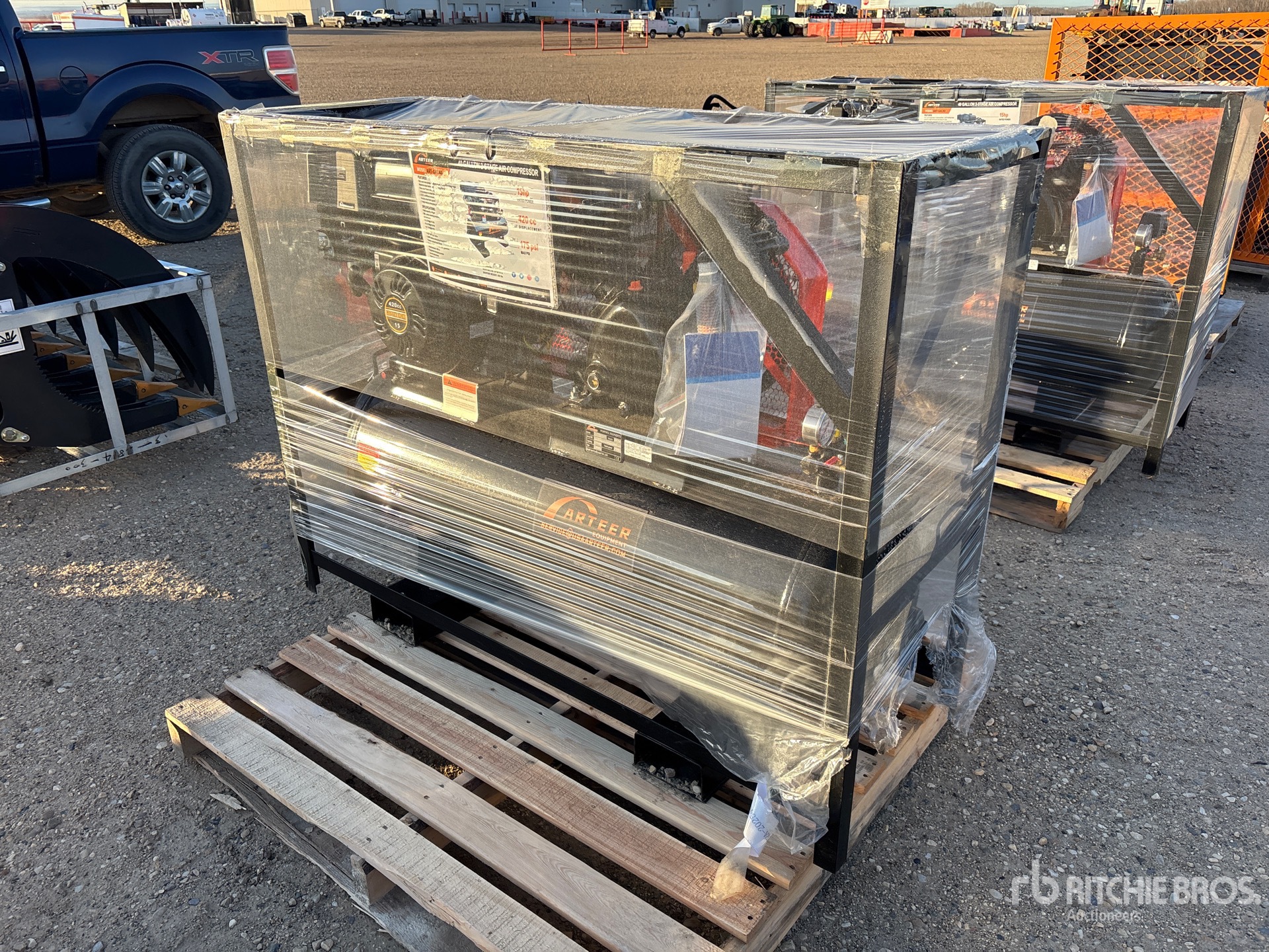 General Appearance with Picture, Left Front Corner