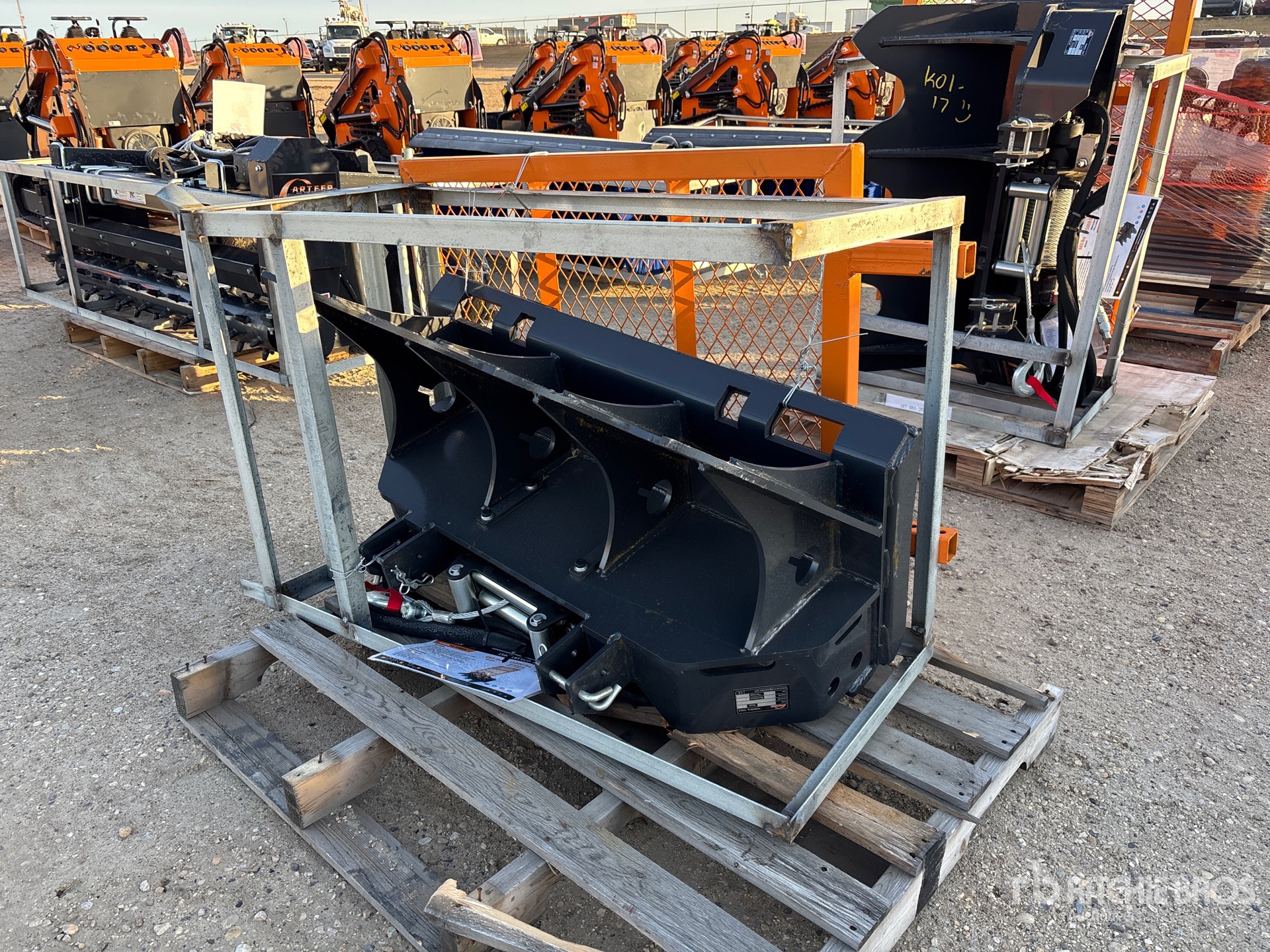 General Appearance with Image, coin avant gauche