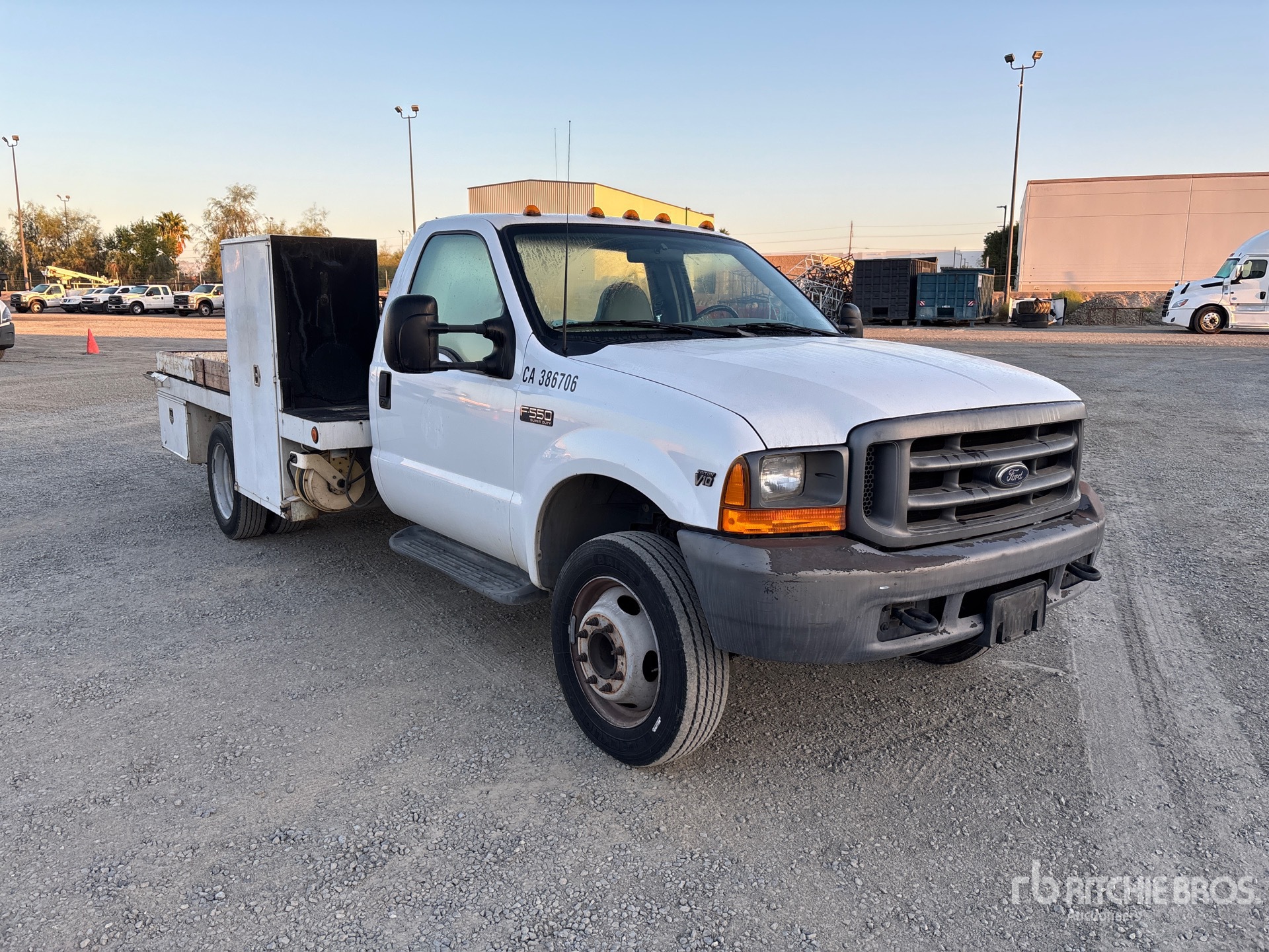 General Appearance with Picture, Right Front Corner