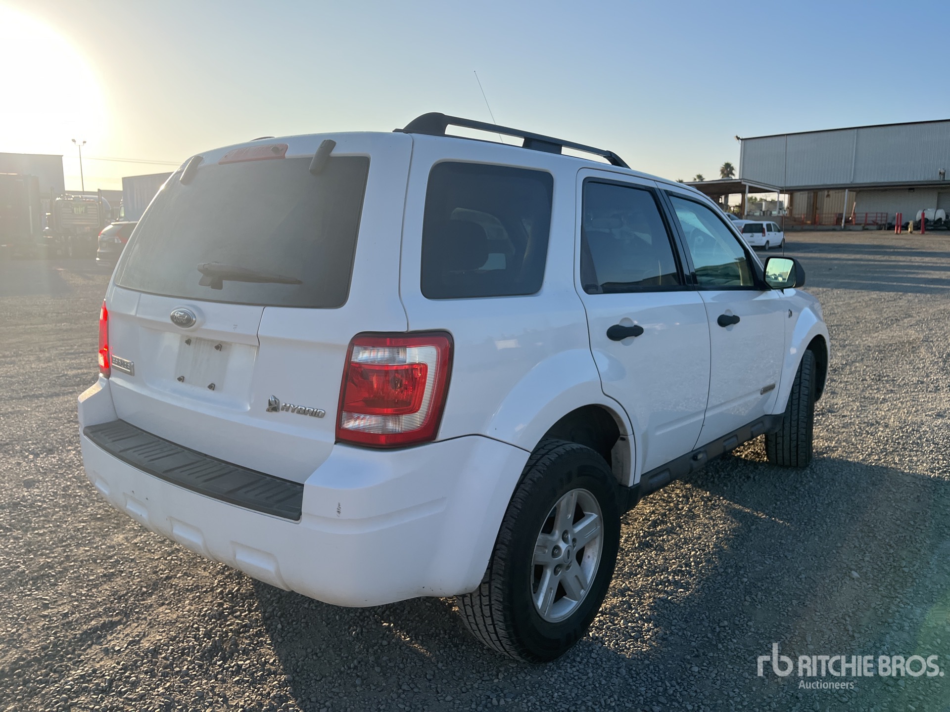 General Appearance with Picture, Right Rear Corner