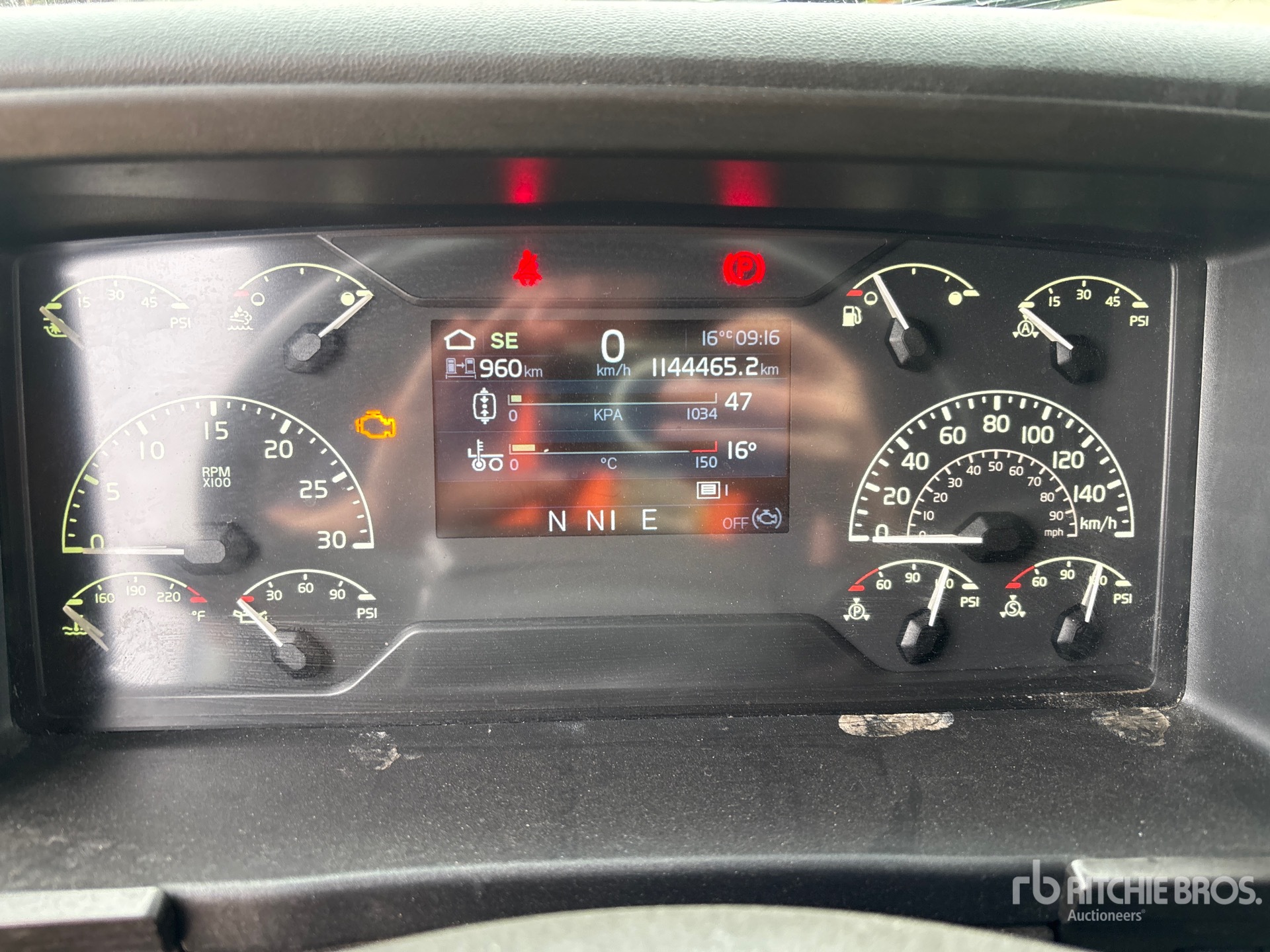 General Appearance with Hour Meter / Odometer