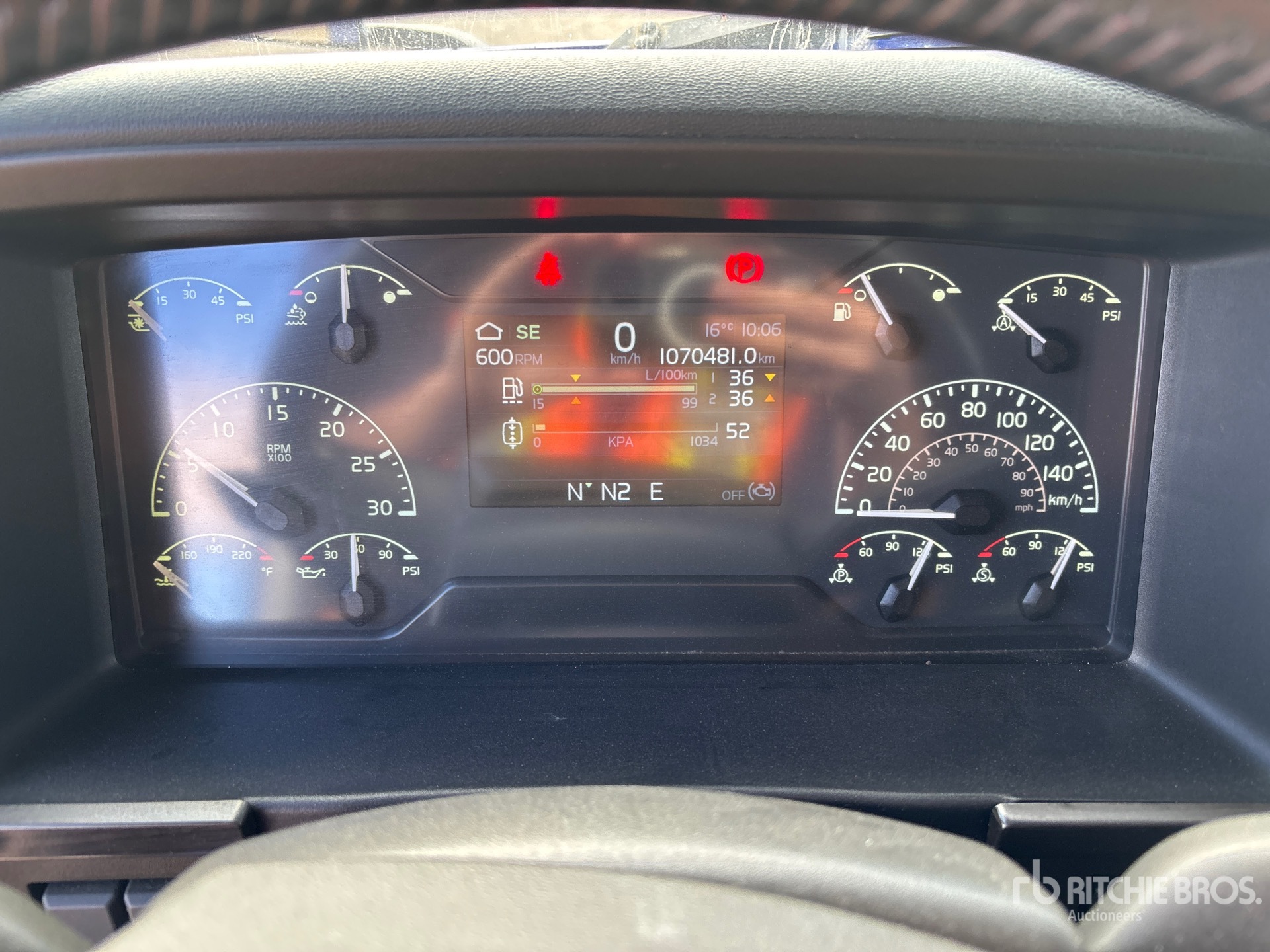 General Appearance with Hour Meter / Odometer