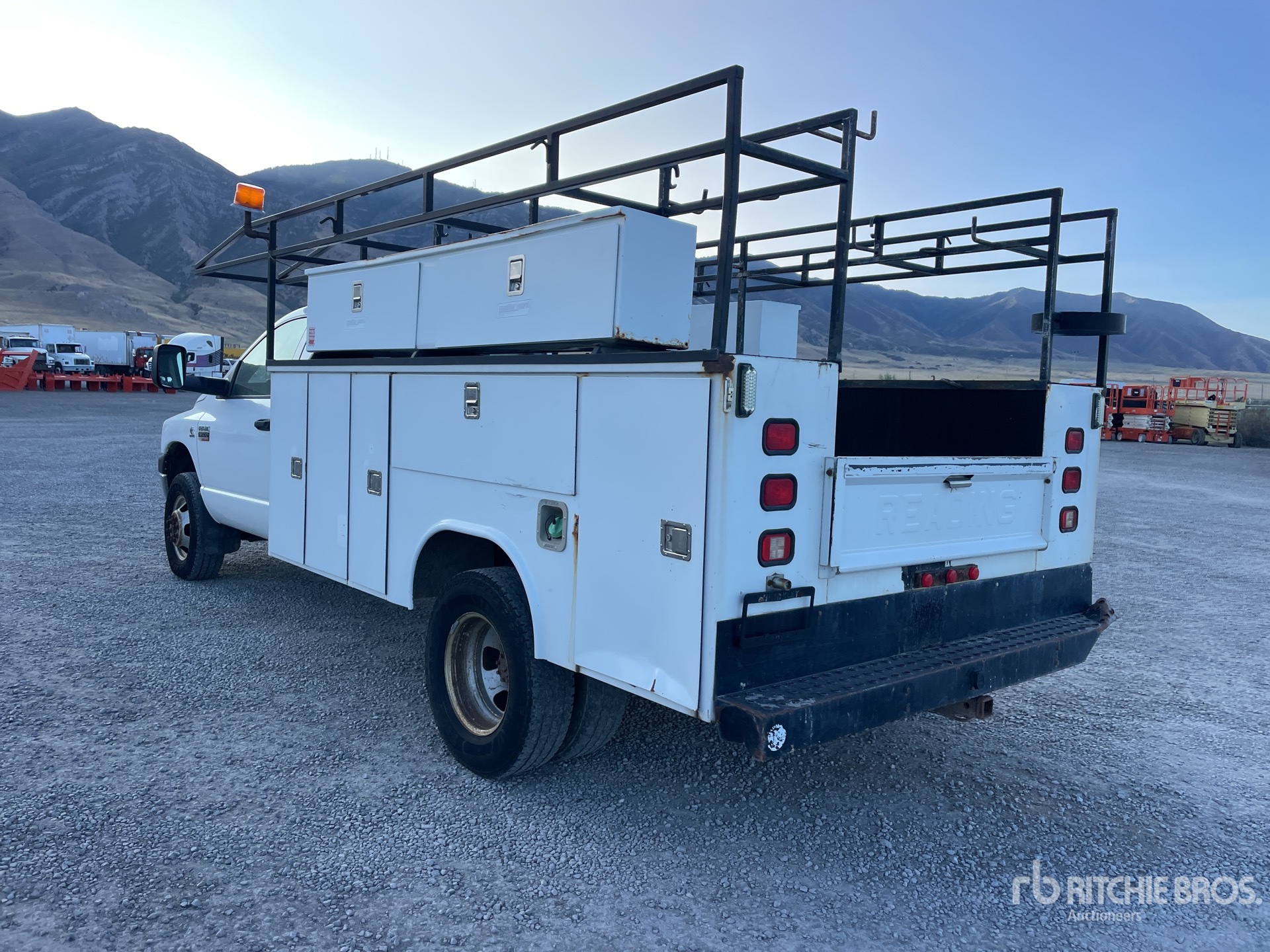 General Appearance with Picture, Left Rear Corner