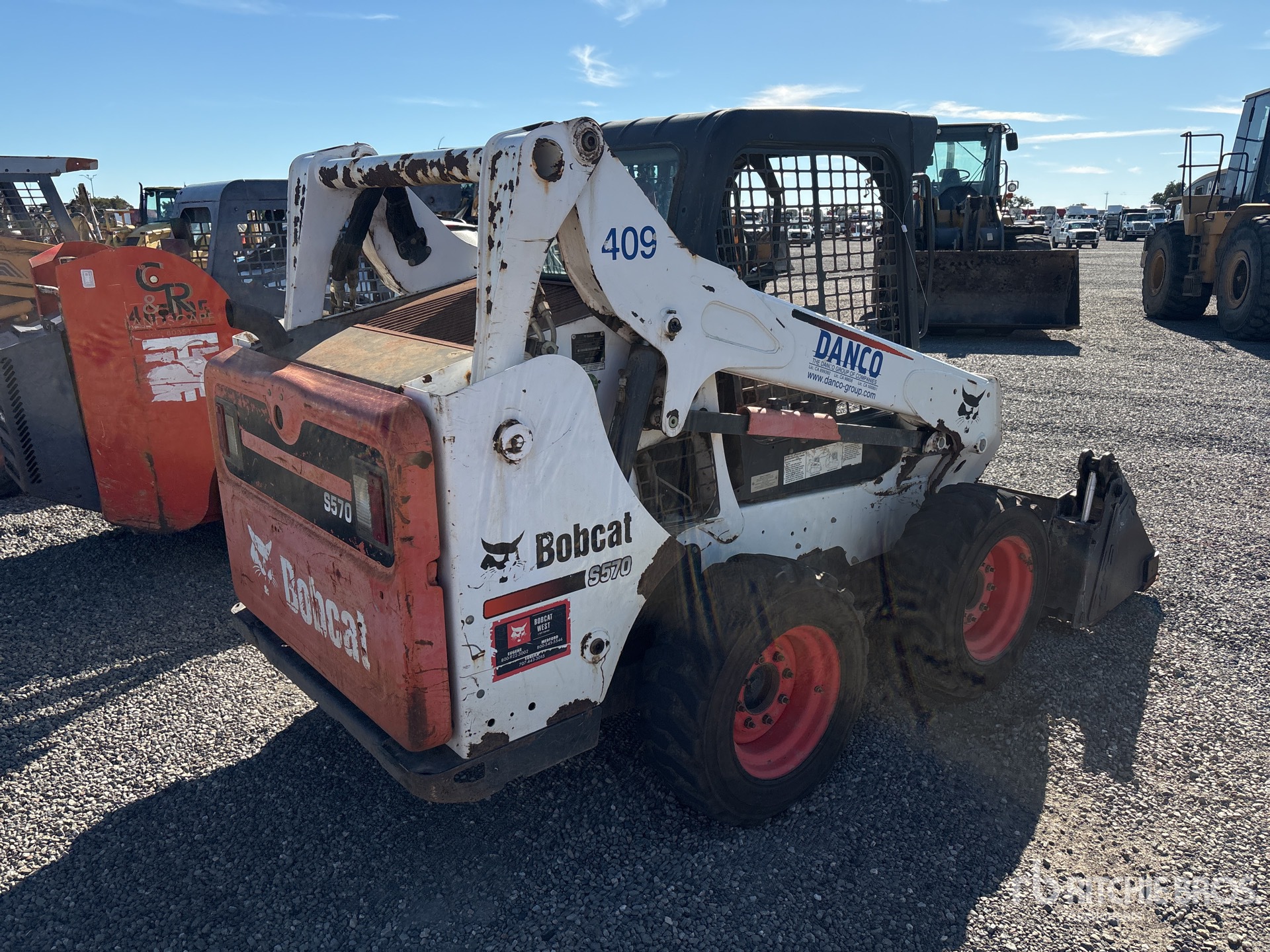 General Appearance with Picture, Right Rear Corner