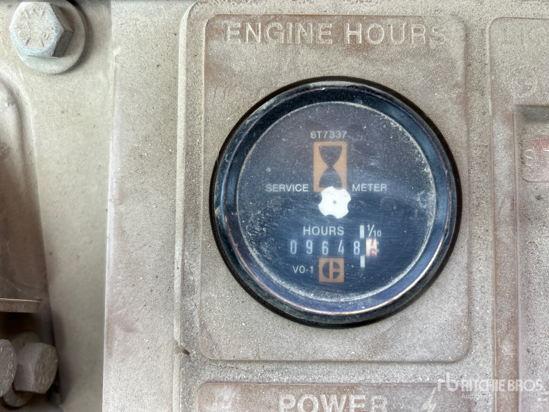 General Appearance with Hour Meter / Odometer