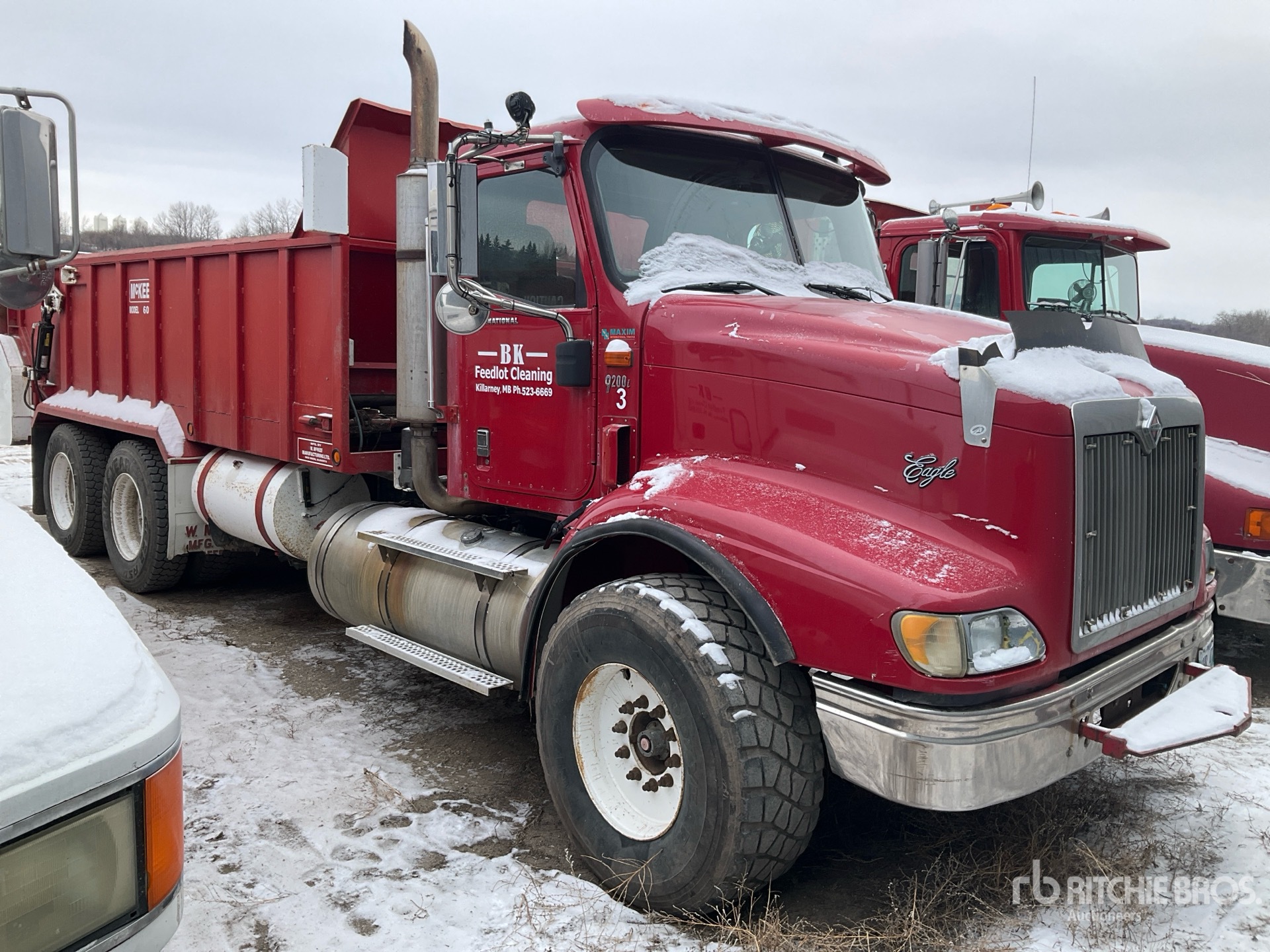 Aspect général with Image, coin avant droit