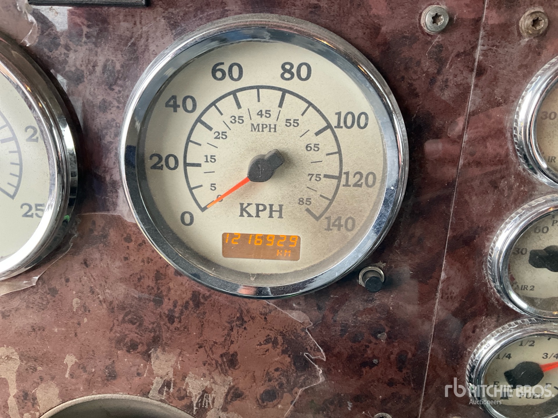 General Appearance with Hour Meter / Odometer