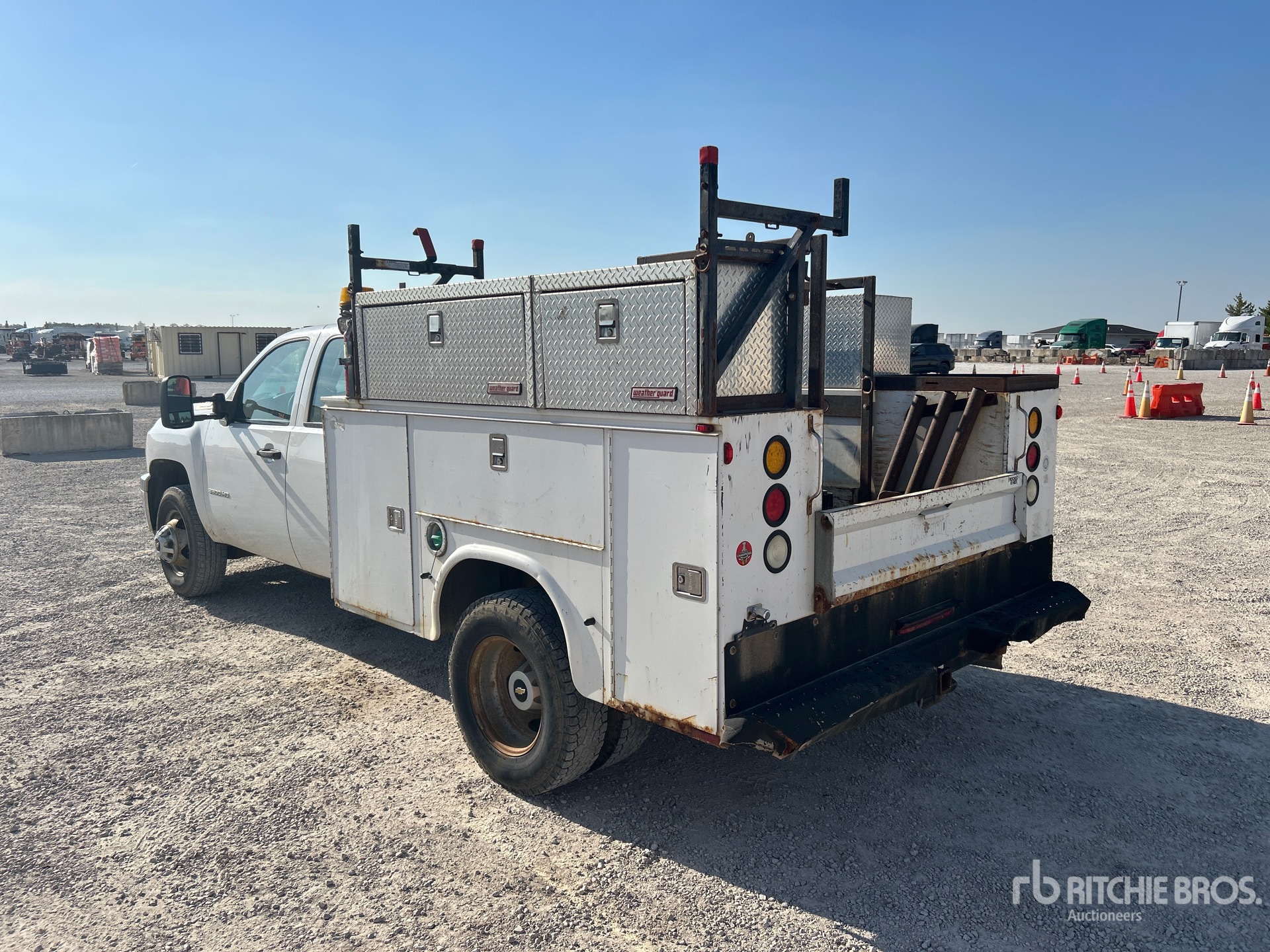 General Appearance with Picture, Left Rear Corner