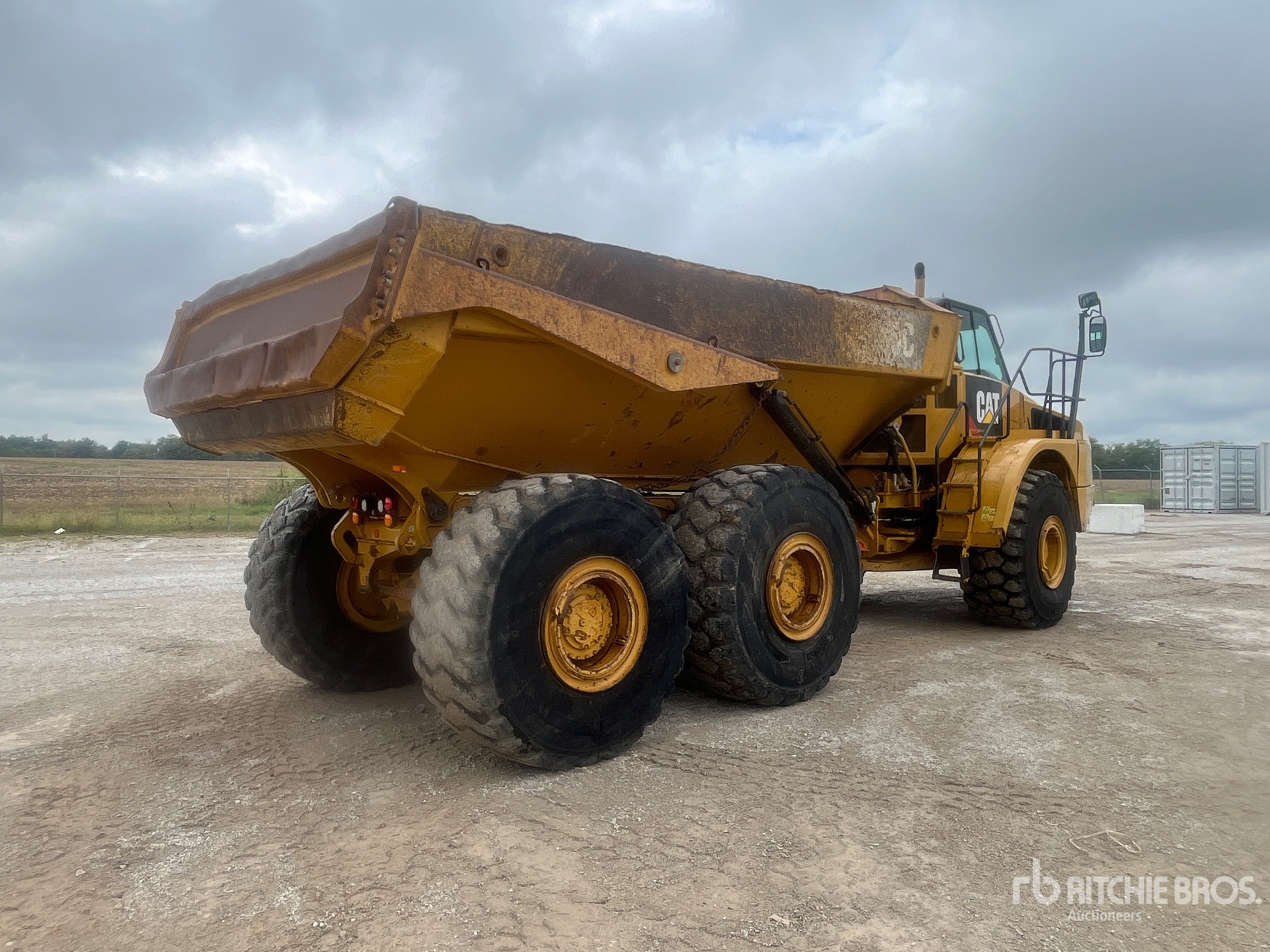 General Appearance with Picture, Right Rear Corner