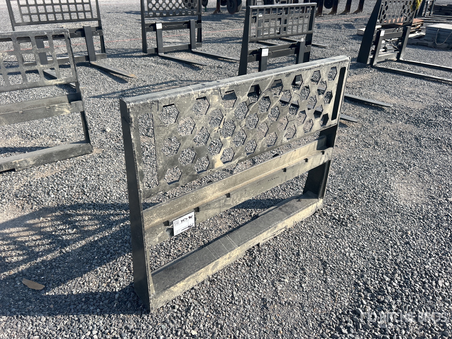 General Appearance with Image, coin avant droit