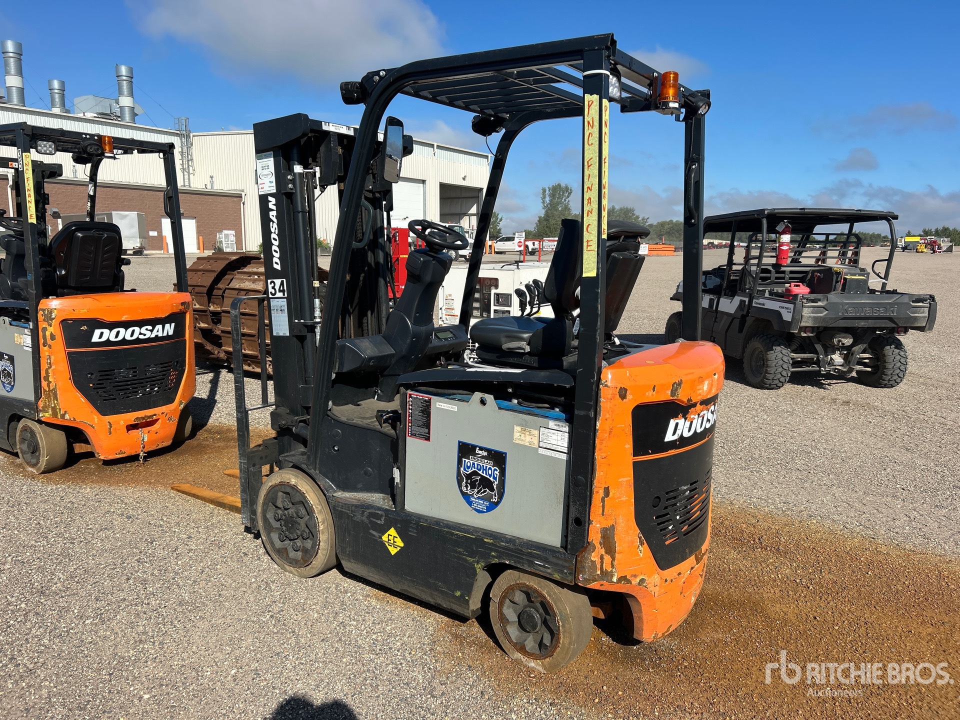 MONTACARGAS ELéCTRICO DOOSAN BC25S7