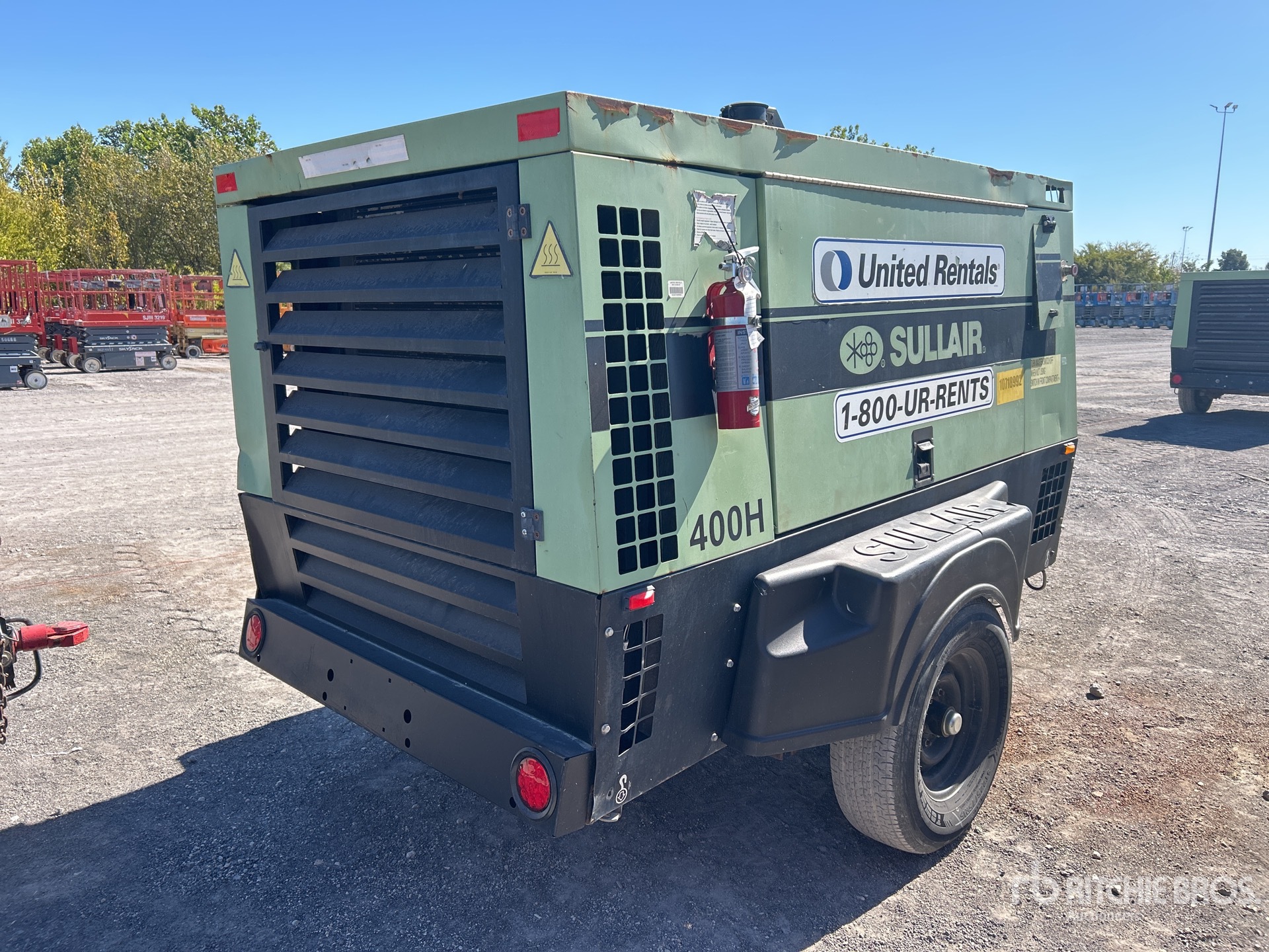 General Appearance with Picture, Right Rear Corner