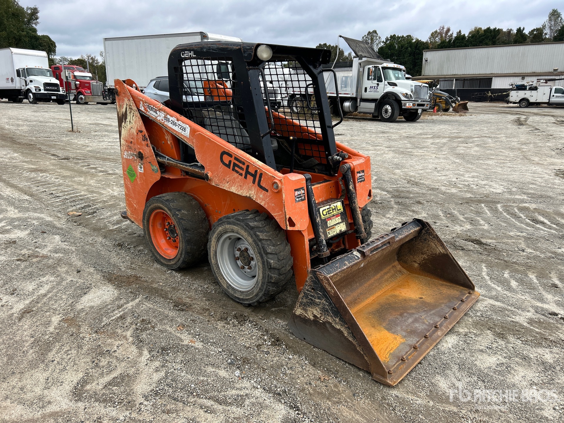 General Appearance with Picture, Right Front Corner