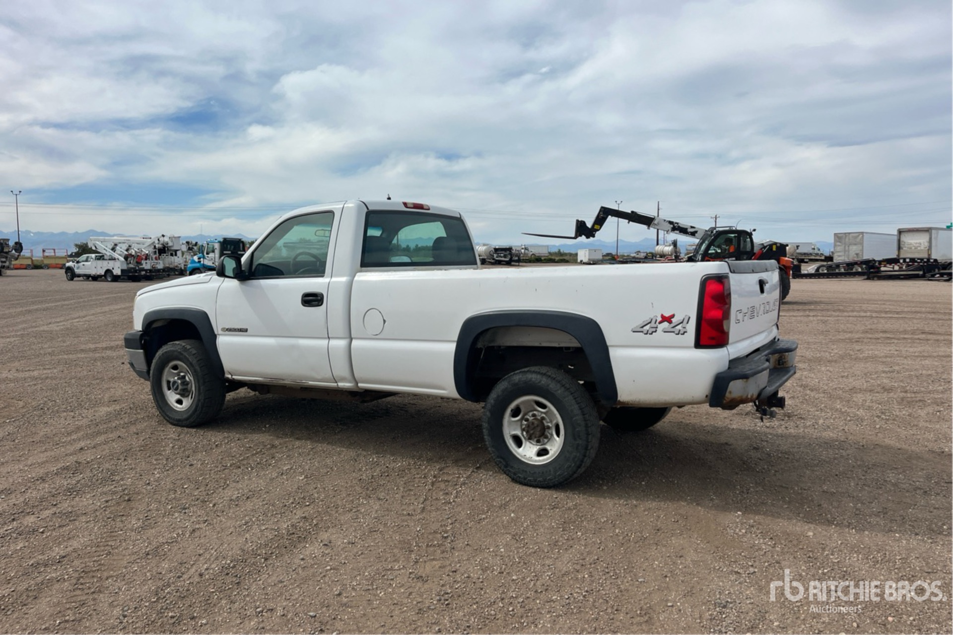 General Appearance with Picture, Left Rear Corner