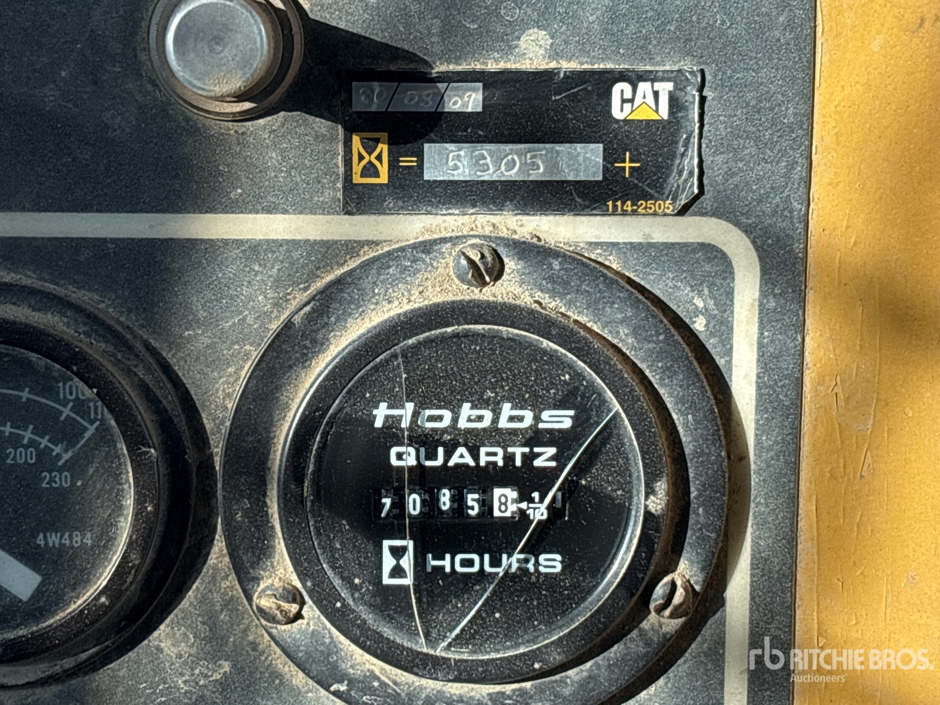 General Appearance with Hour Meter / Odometer