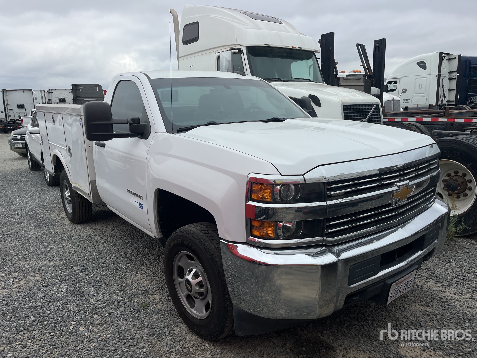 General Appearance with Picture, Right Front Corner
