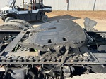 4 Underbody - Truck with 