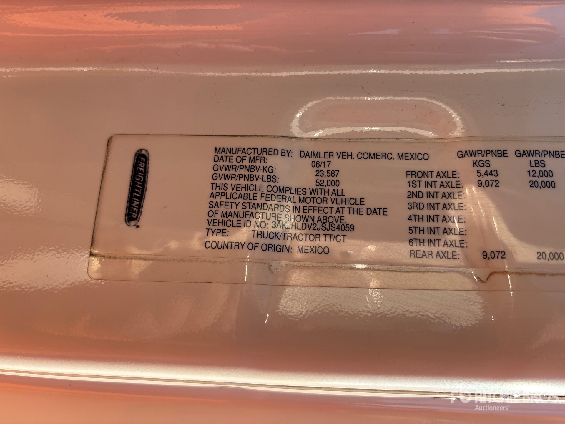 General Appearance with Serial Number / VIN