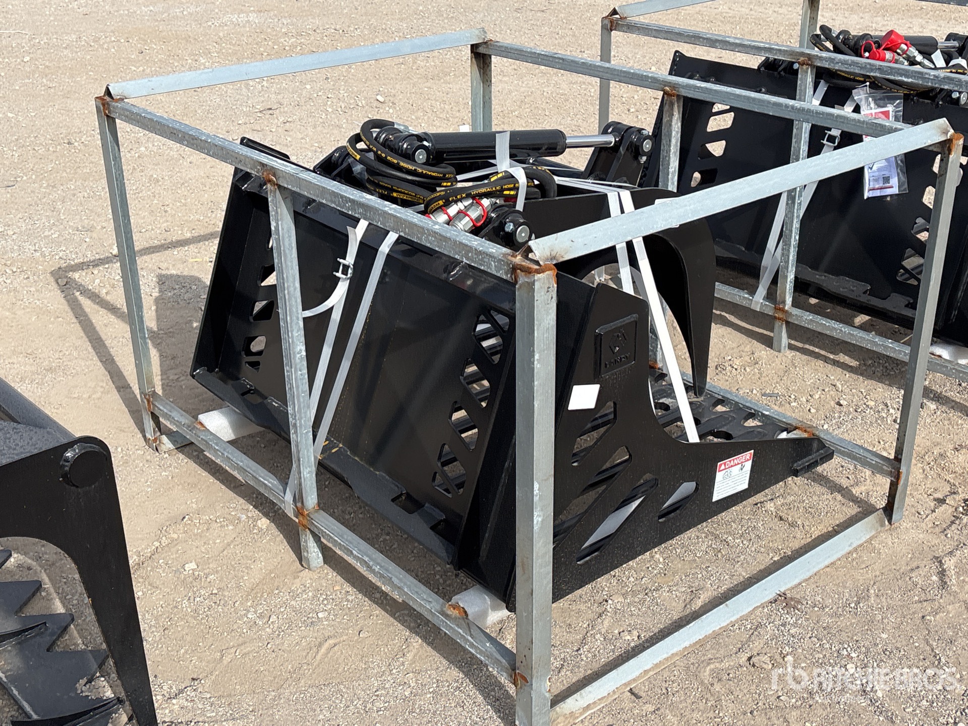 Aspect général with Image, coin arrière droit