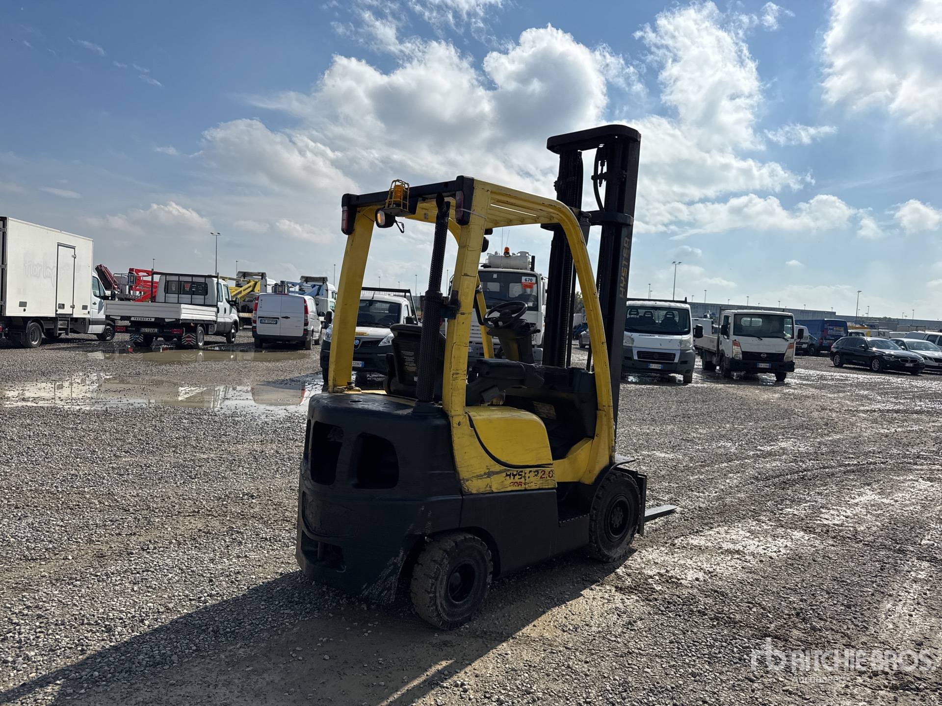 General Appearance with Picture, Right Rear Corner