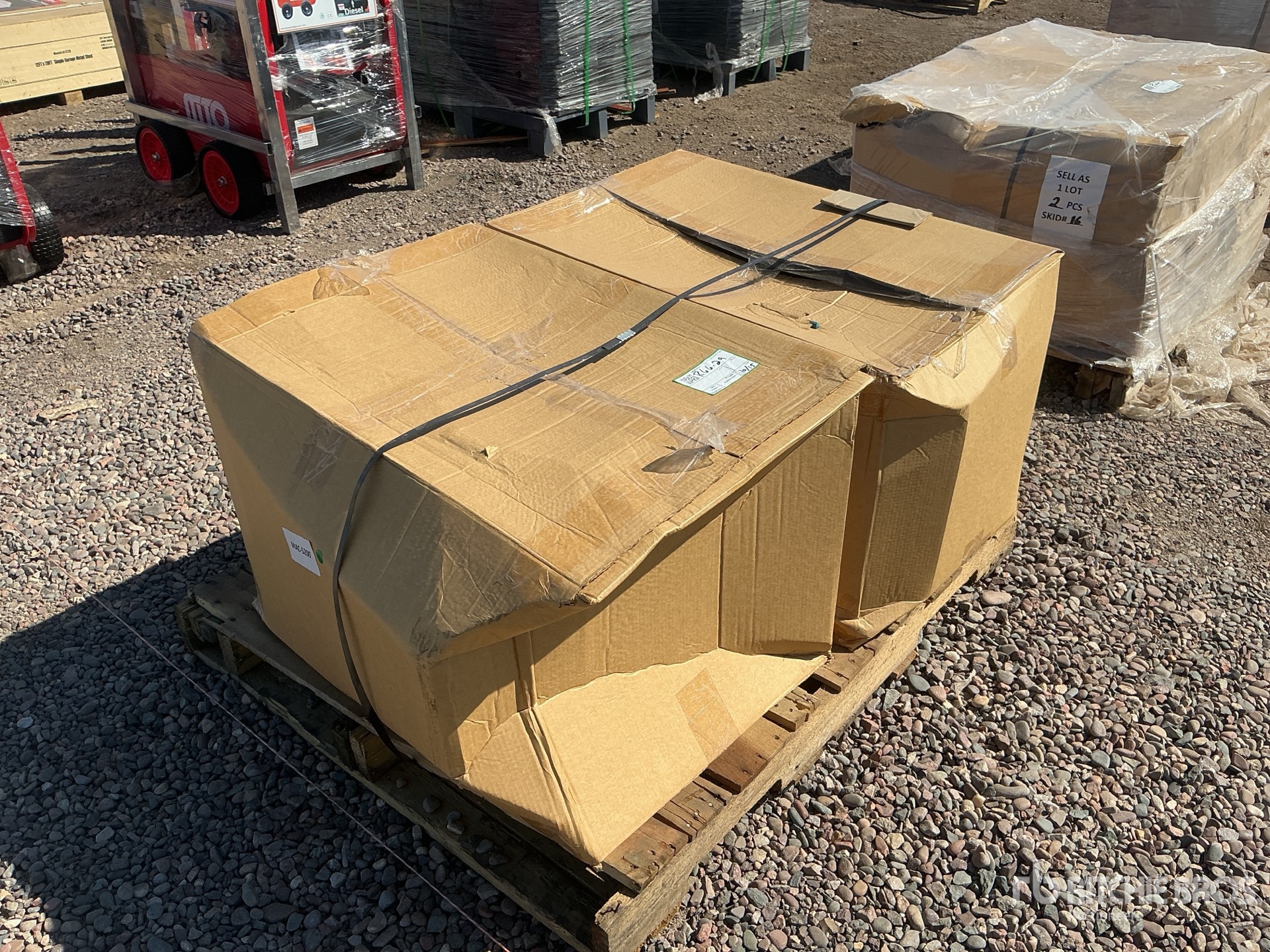 General Appearance with Picture, Left Front Corner