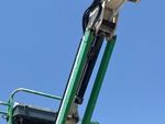 Hydraulics with Basket Tilt Cylinder