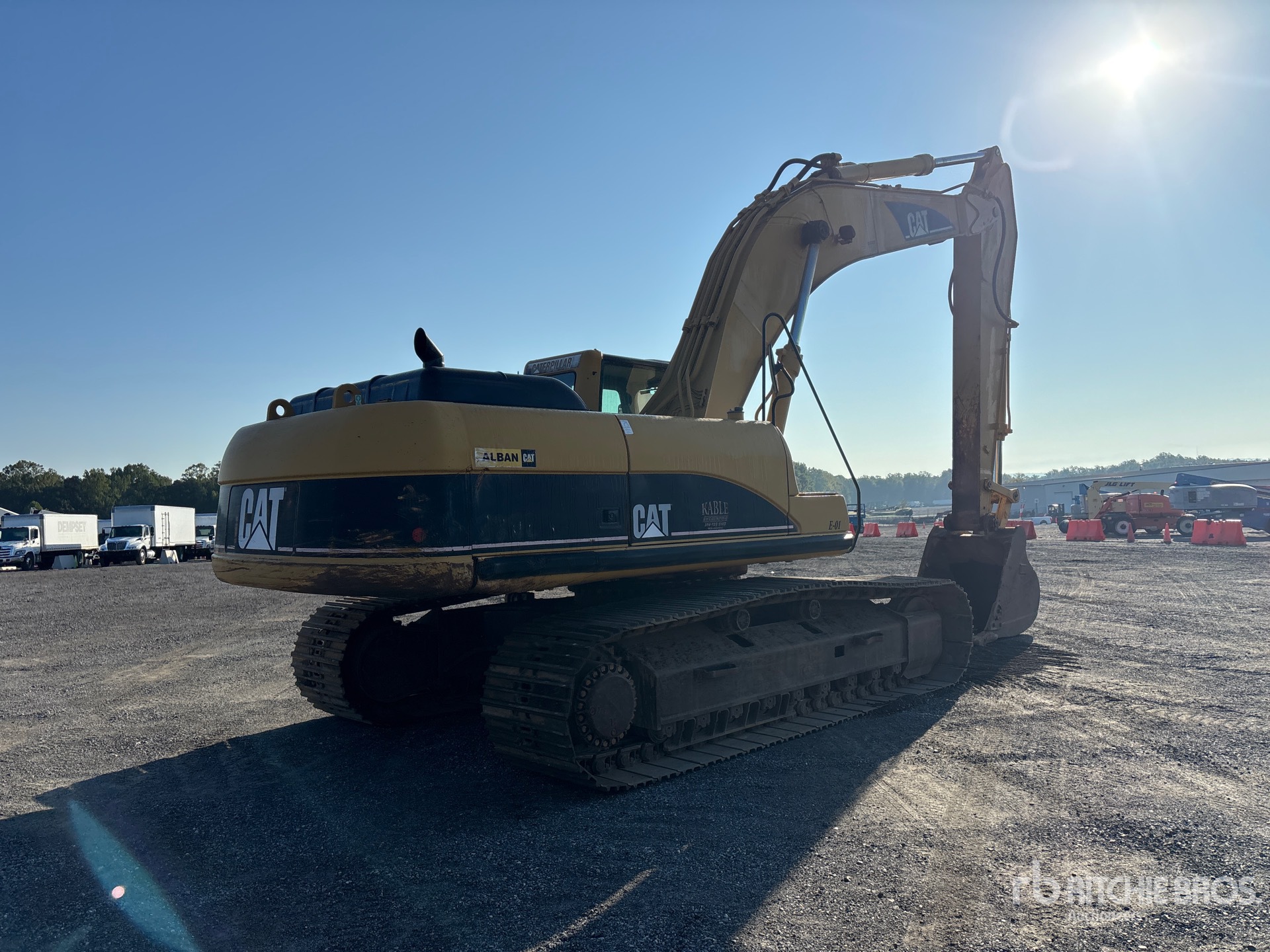 EXCAVADORA 2005 CATERPILLAR 330CL