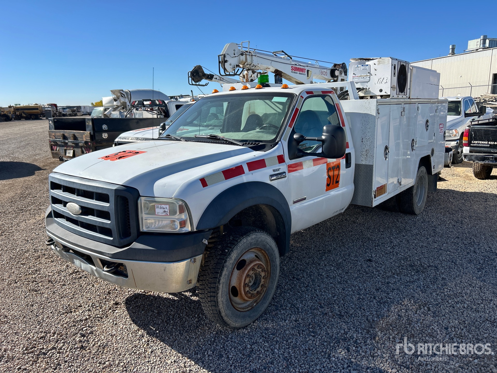 Aspect général with Image, coin avant gauche