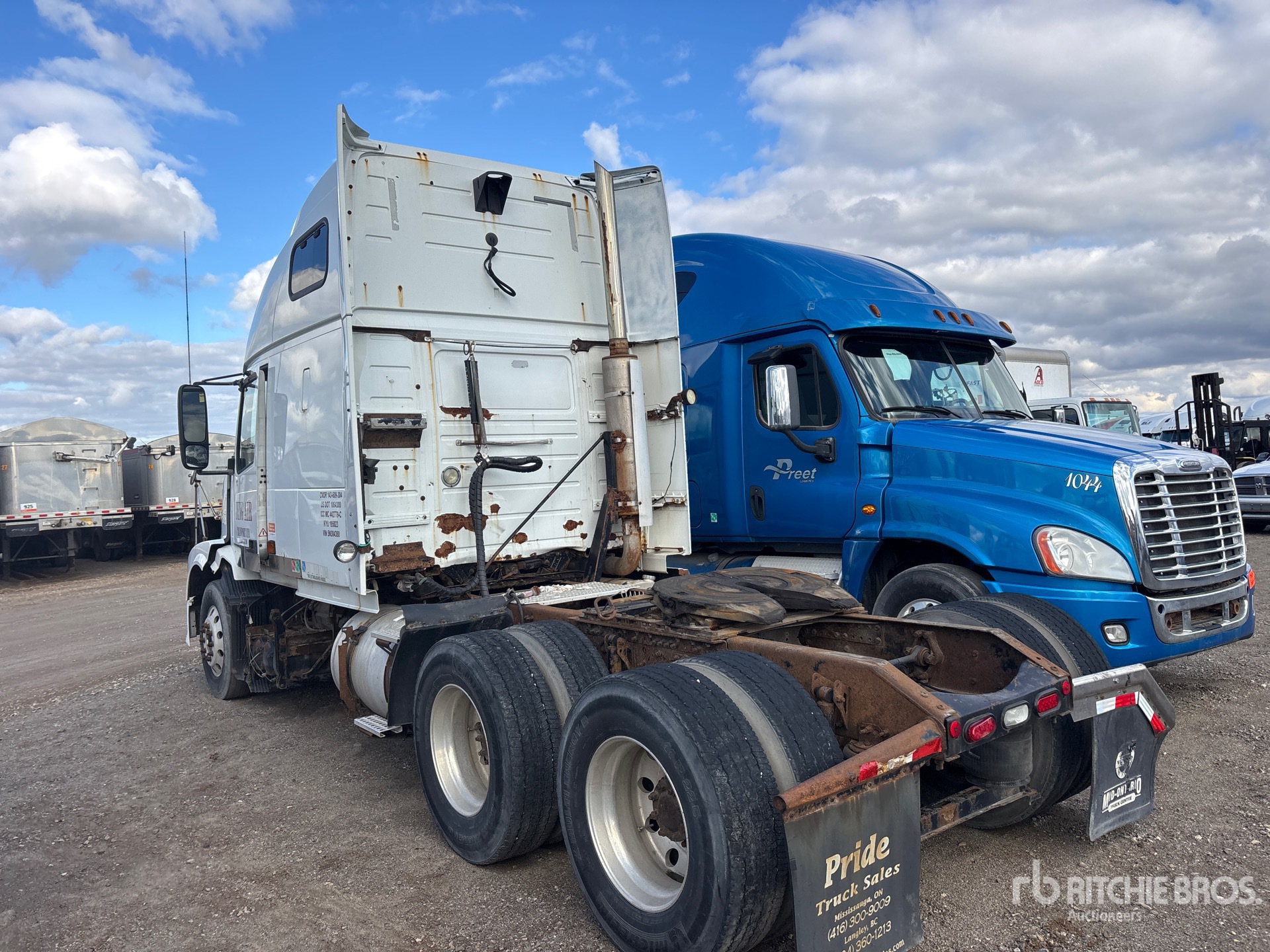 General Appearance with Imagen: esquina trasera izquierda