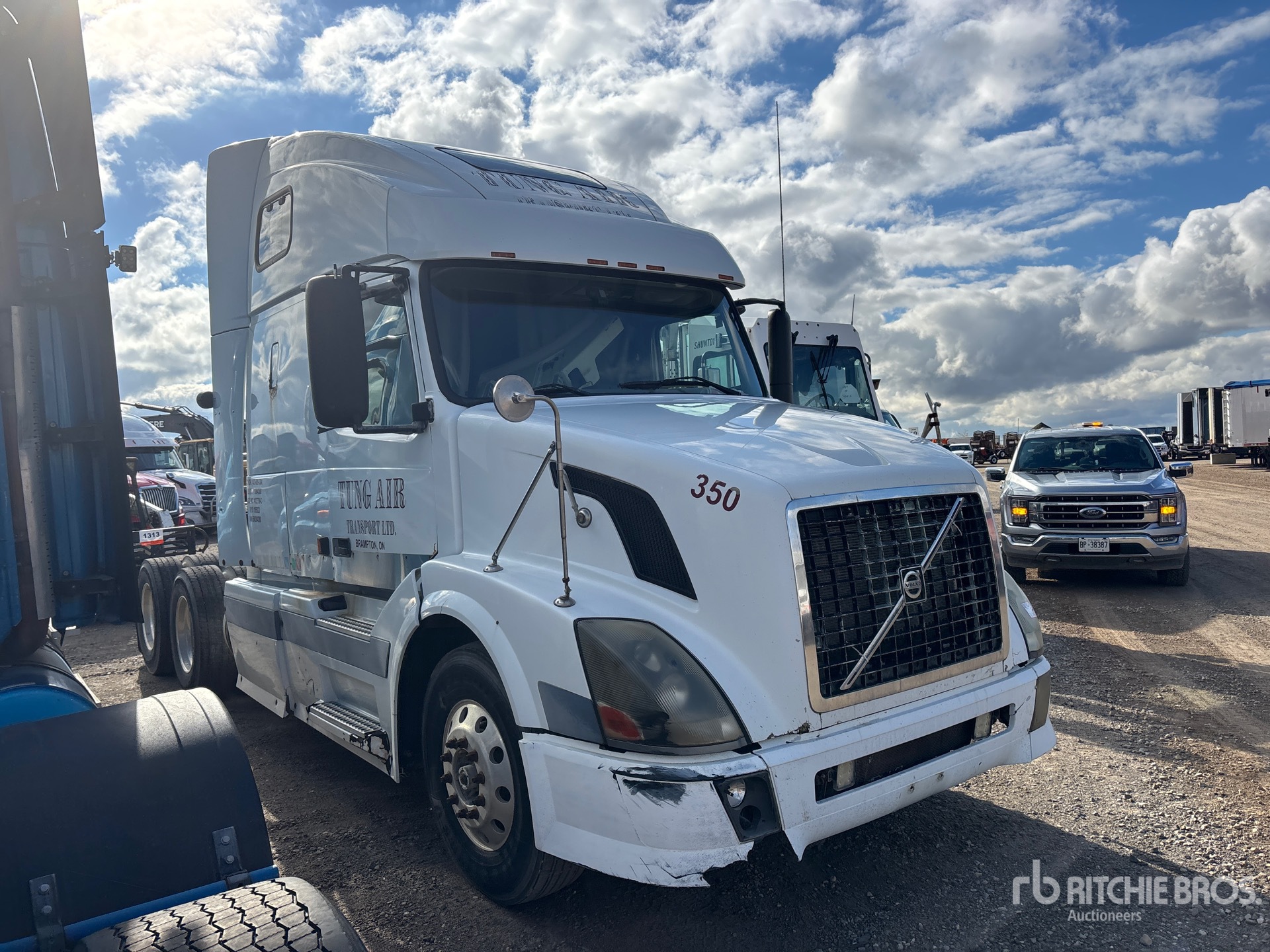 General Appearance with Imagen: esquina delantera derecha