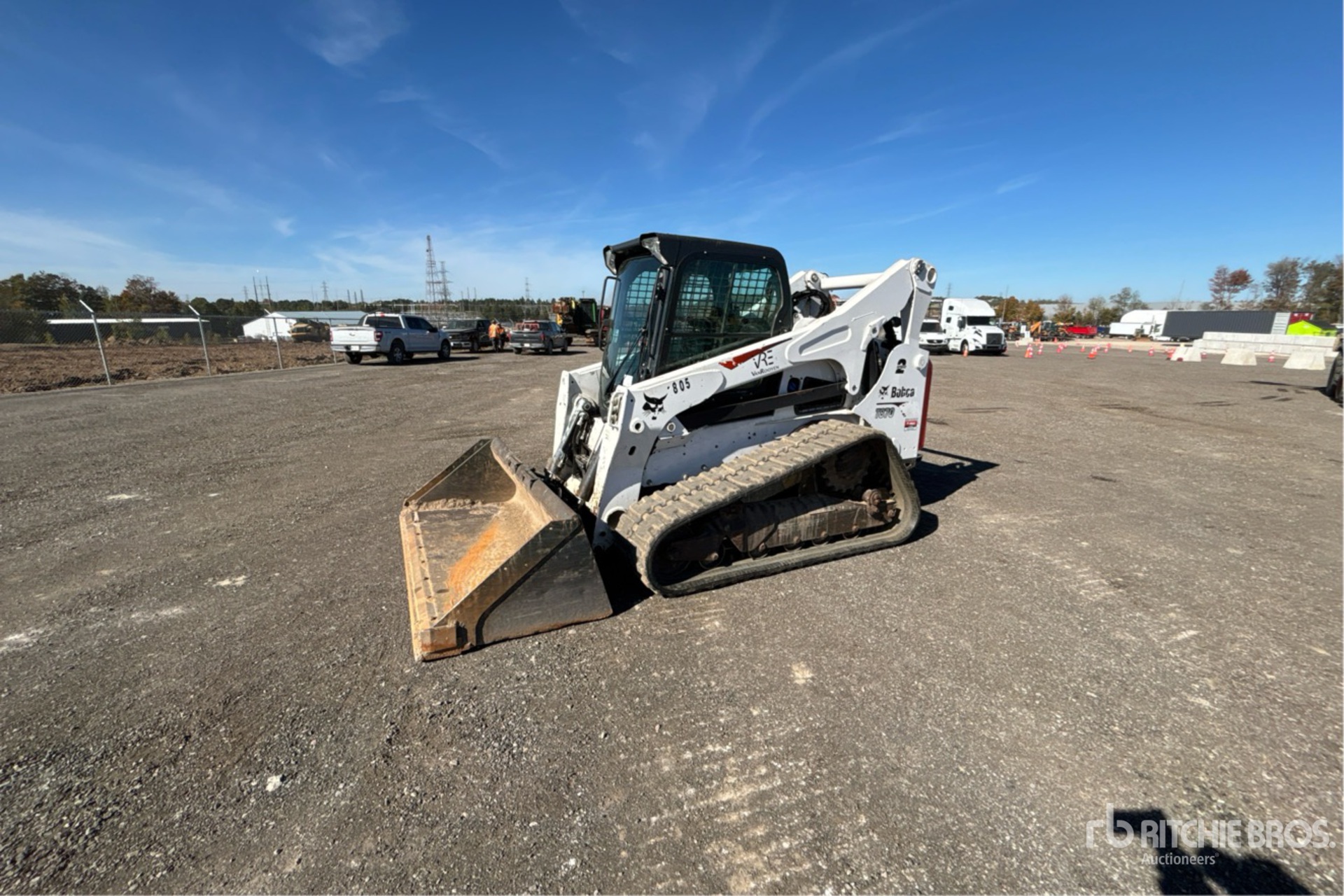MINI CARGADOR SOBRE ORUGAS 2021 COMPAC T870