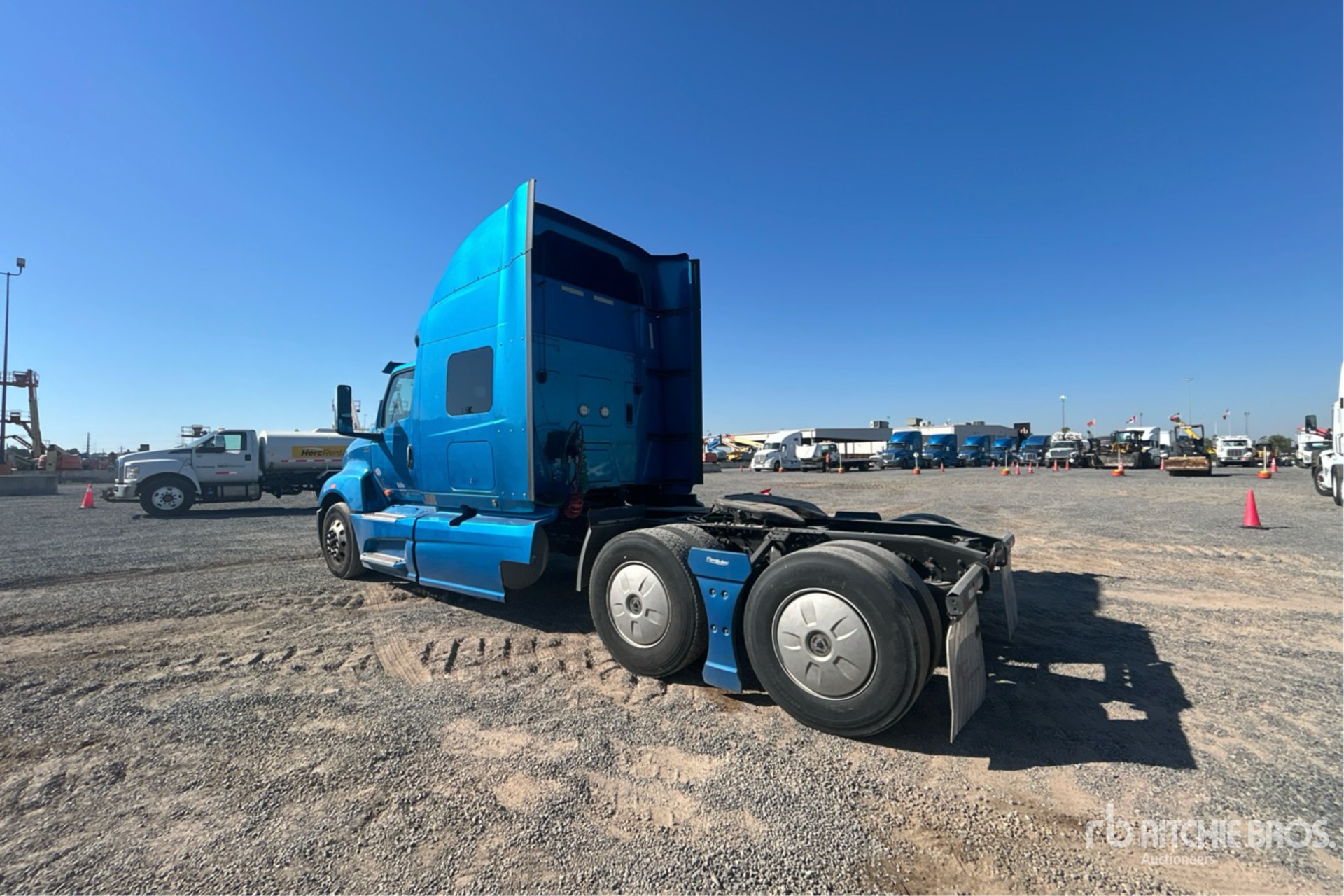 General Appearance with Picture, Left Rear Corner