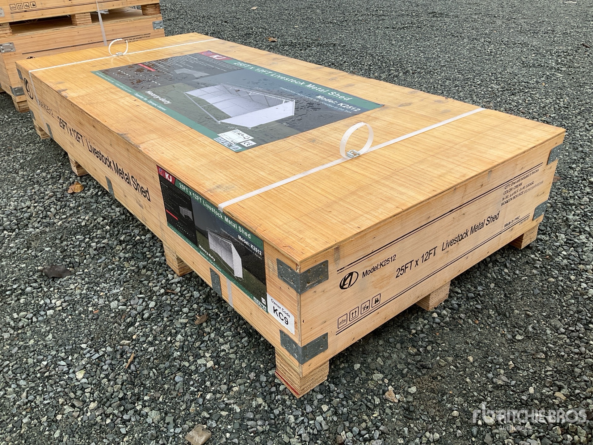 General Appearance with Picture, Left Front Corner