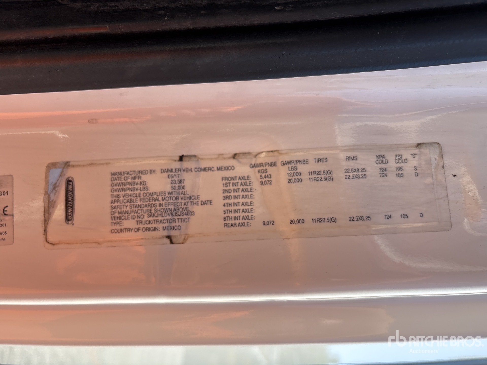 General Appearance with Serial Number / VIN