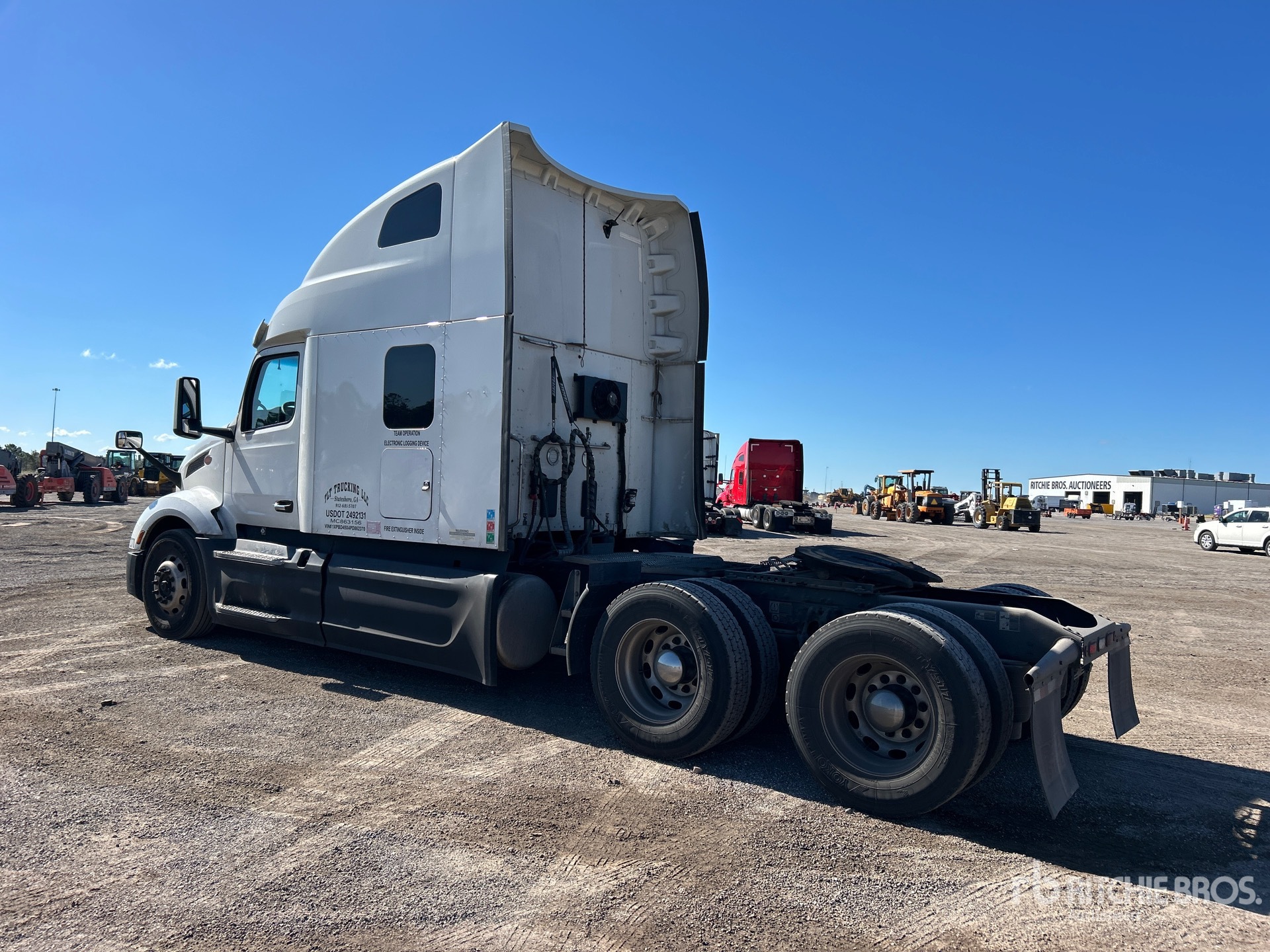 General Appearance with Bild, Ecke hinten links