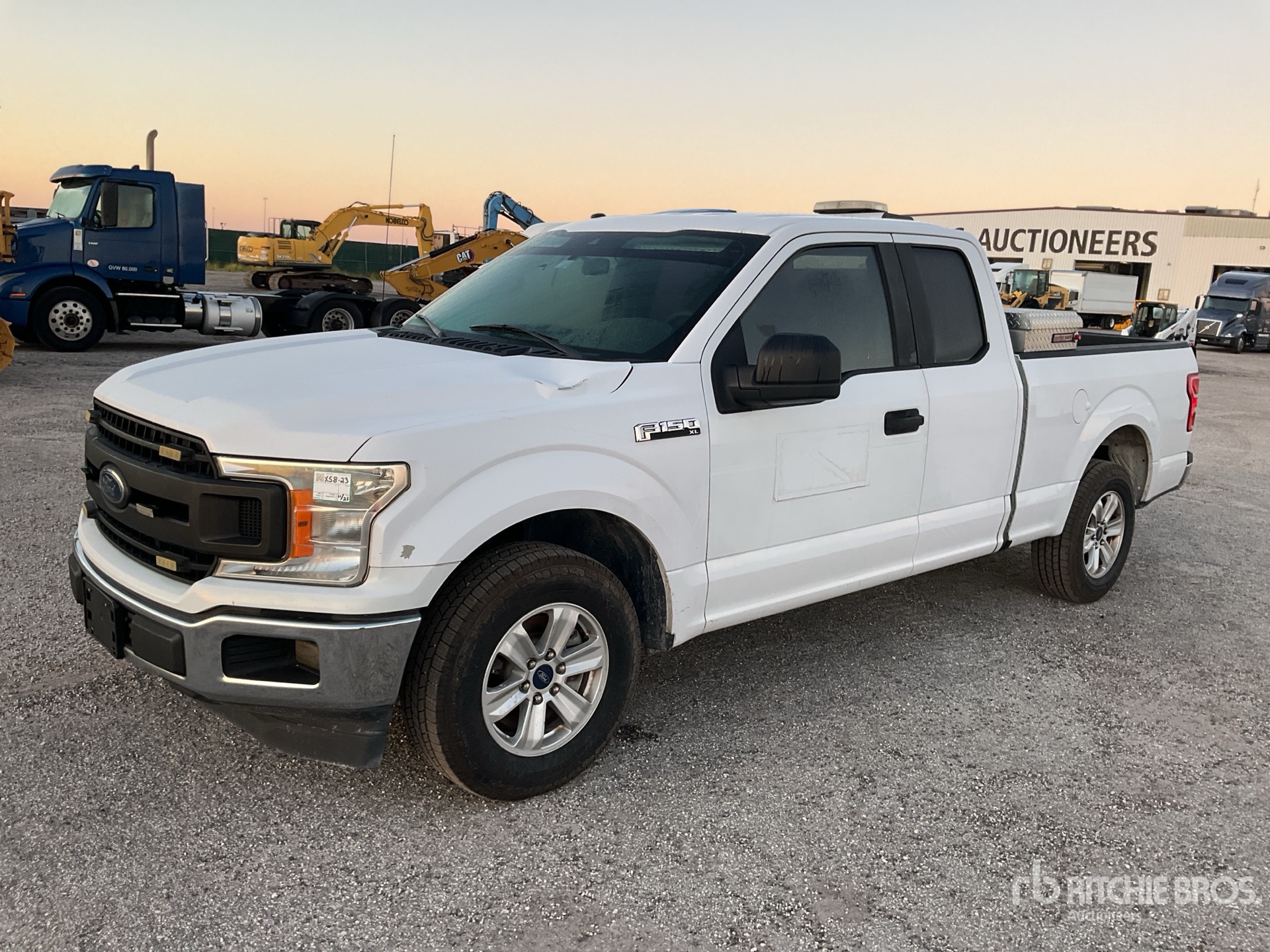 General Appearance with Featured Photo