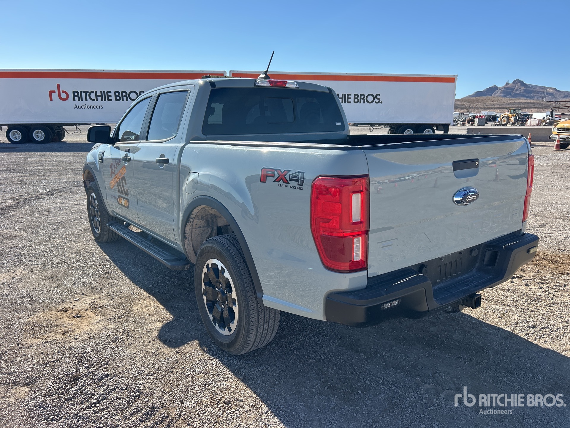 General Appearance with Picture, Left Rear Corner