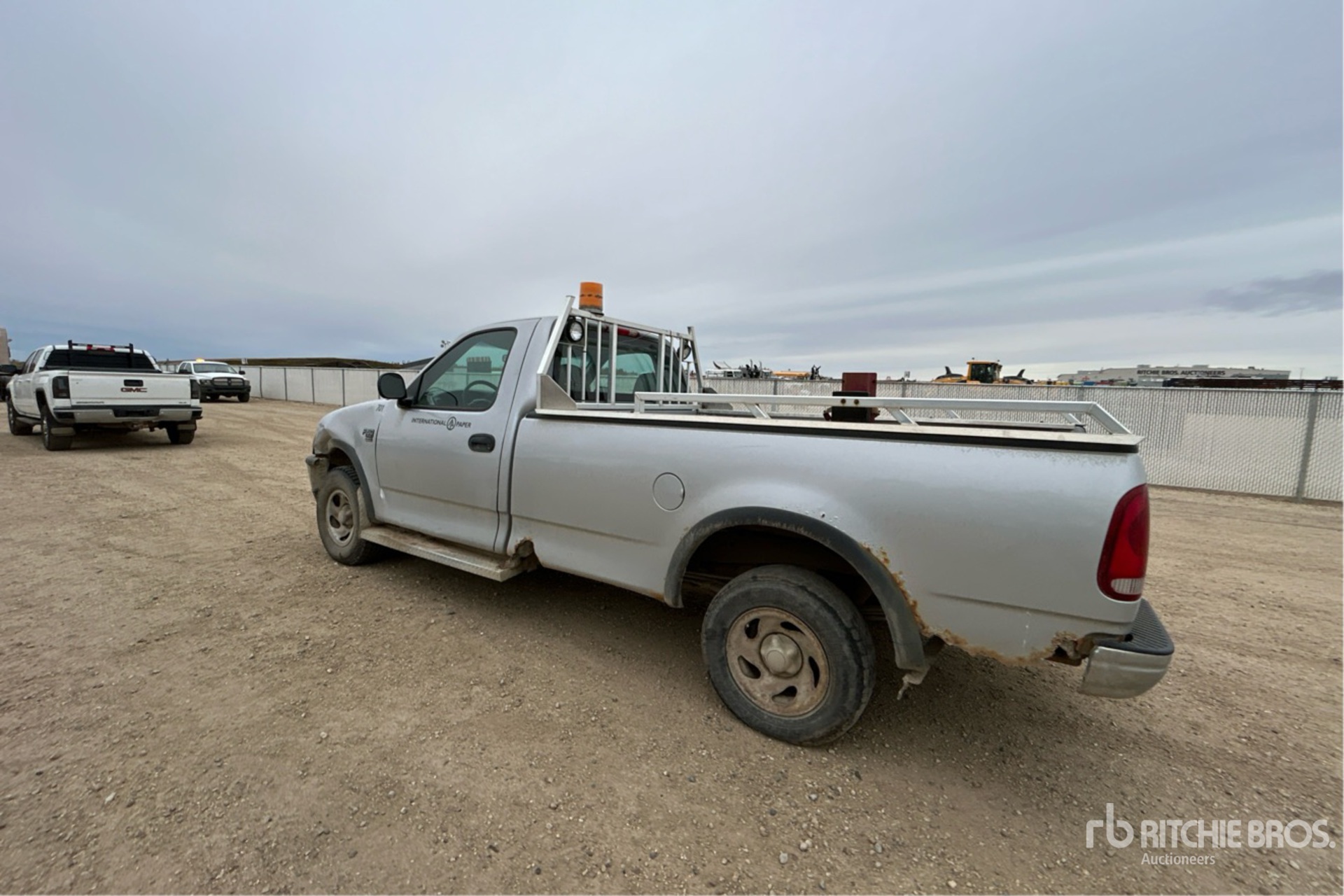 General Appearance with Picture, Left Rear Corner