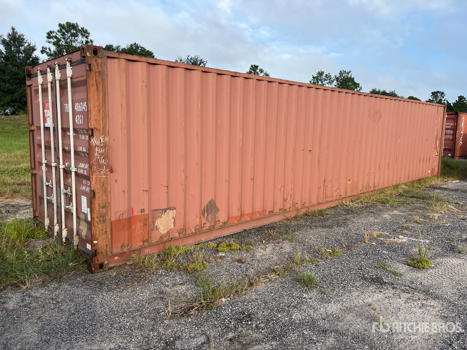 General Appearance with Picture, Right Rear Corner