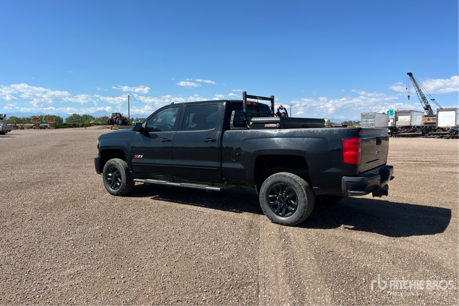 General Appearance with Picture, Left Rear Corner