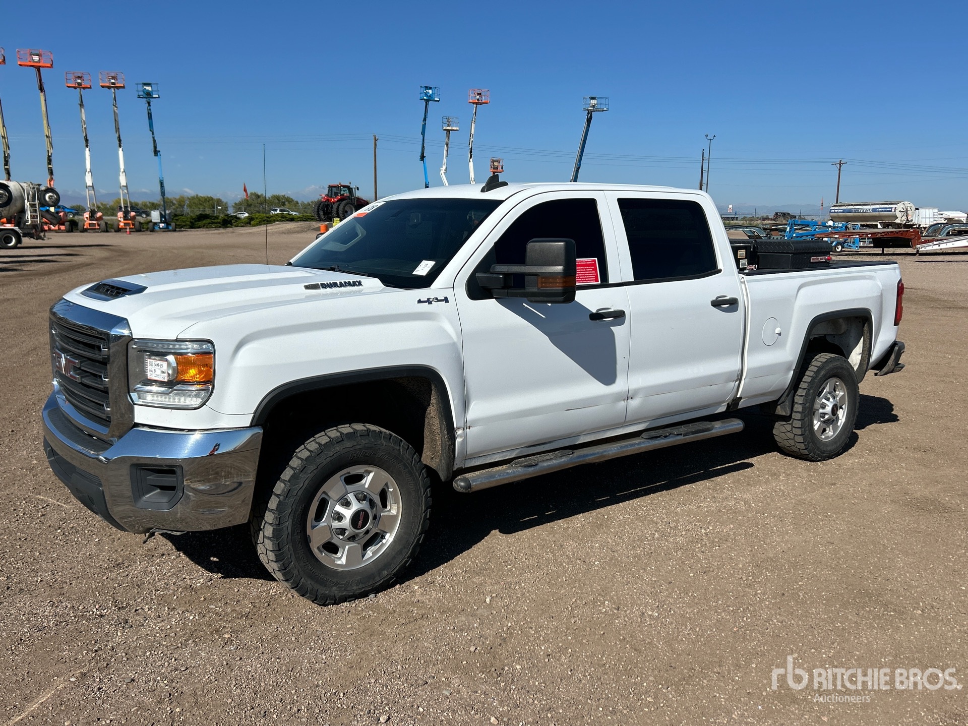 General Appearance with Picture, Left Front Corner