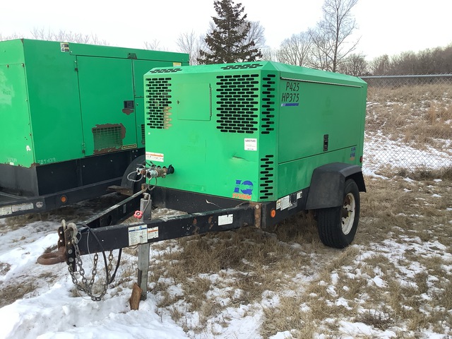 2015 Doosan P425/HP375WCU-T4I Mobile Air Compressor (Inoperable)